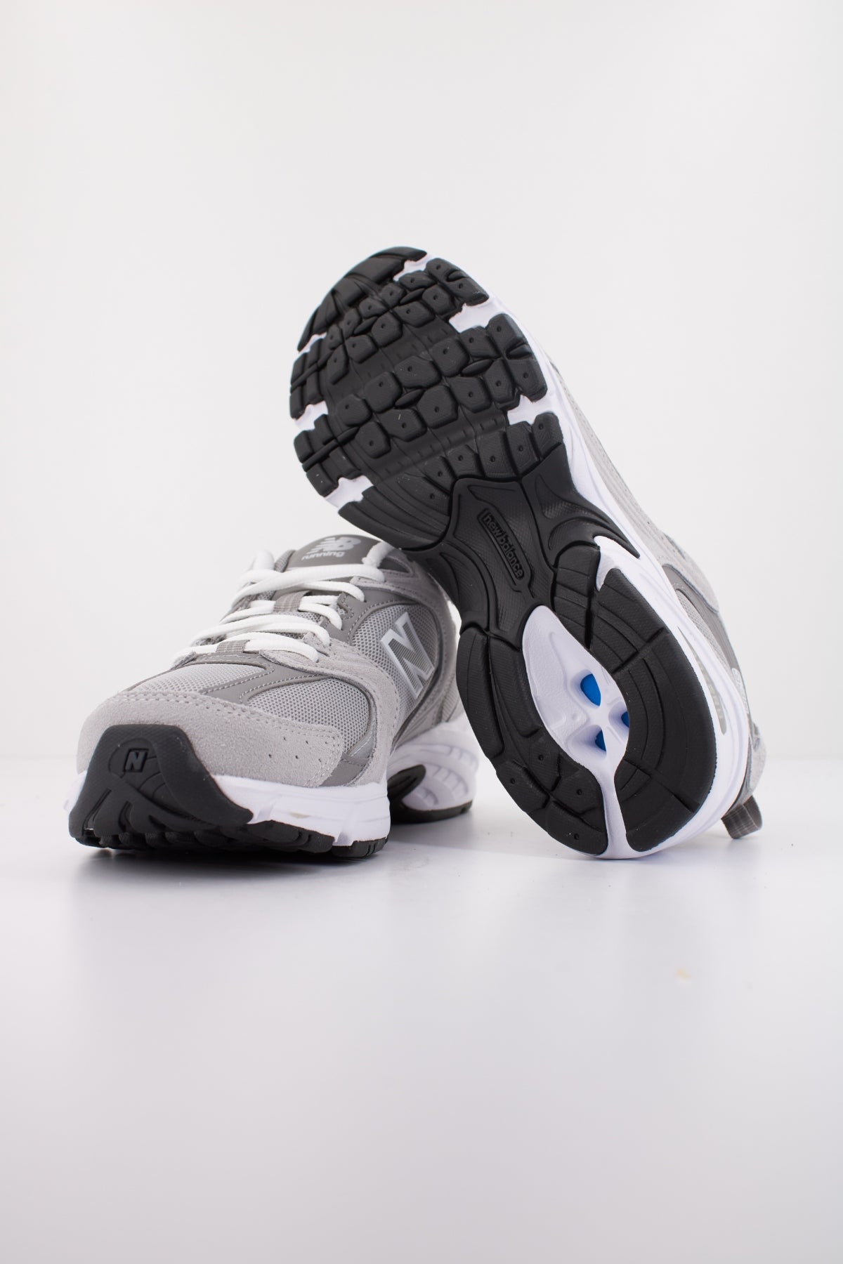 NEW BALANCE MR CK  en color GRIS  (5)