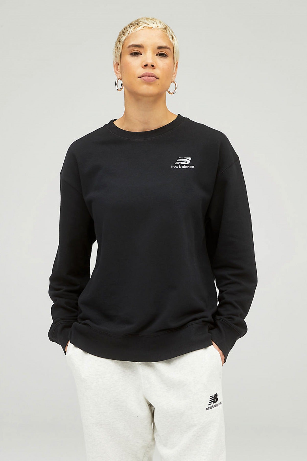 NEW BALANCE FRENCH SWEATSHIRT en color NEGRO  (2)