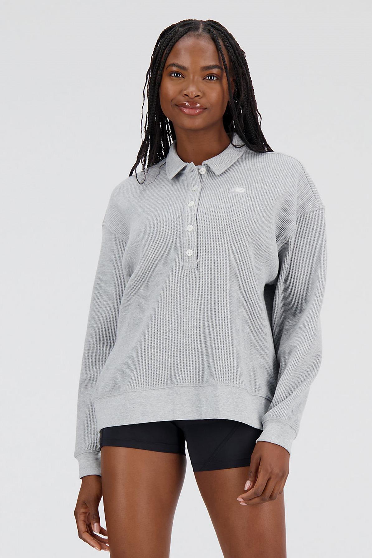 NEW BALANCE ATHLETICS COLLARED LONG SLEEVE SHIRT en color GRIS  (1)