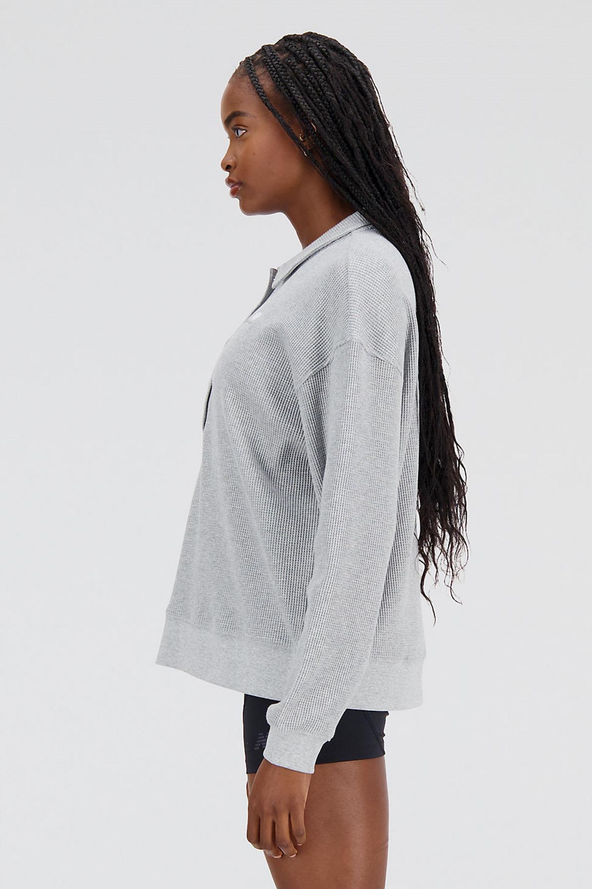 NEW BALANCE ATHLETICS COLLARED LONG SLEEVE SHIRT en color GRIS  (3)