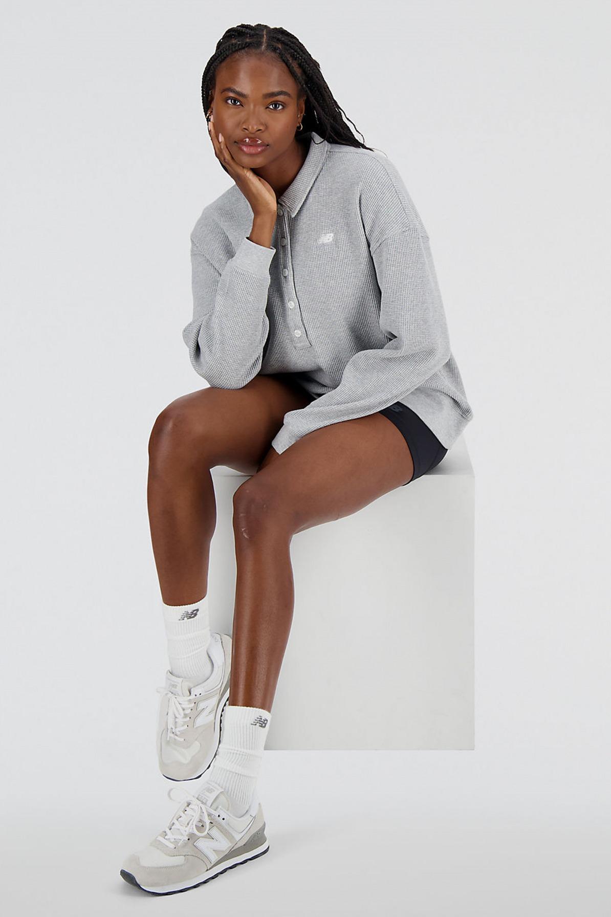 NEW BALANCE ATHLETICS COLLARED LONG SLEEVE SHIRT en color GRIS  (4)