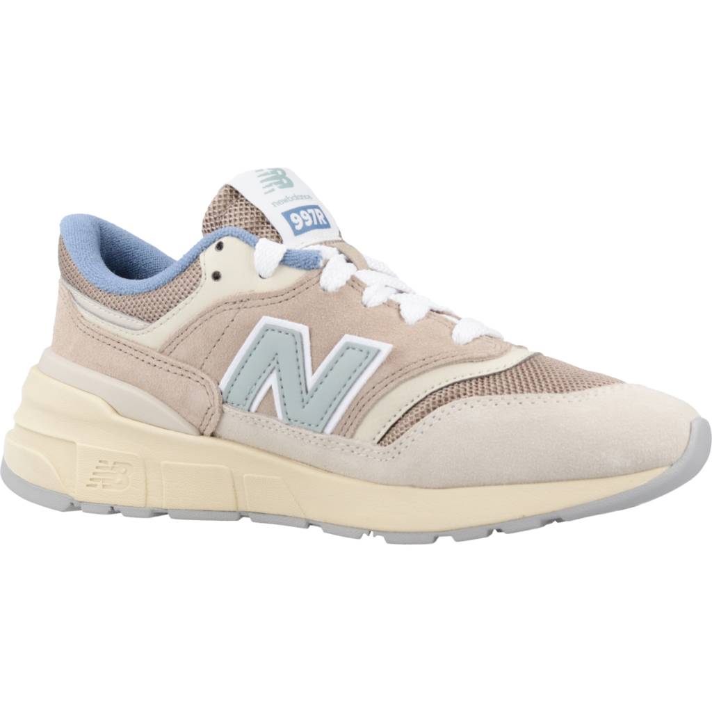 NEW BALANCE URBC en color BEIS  (8)