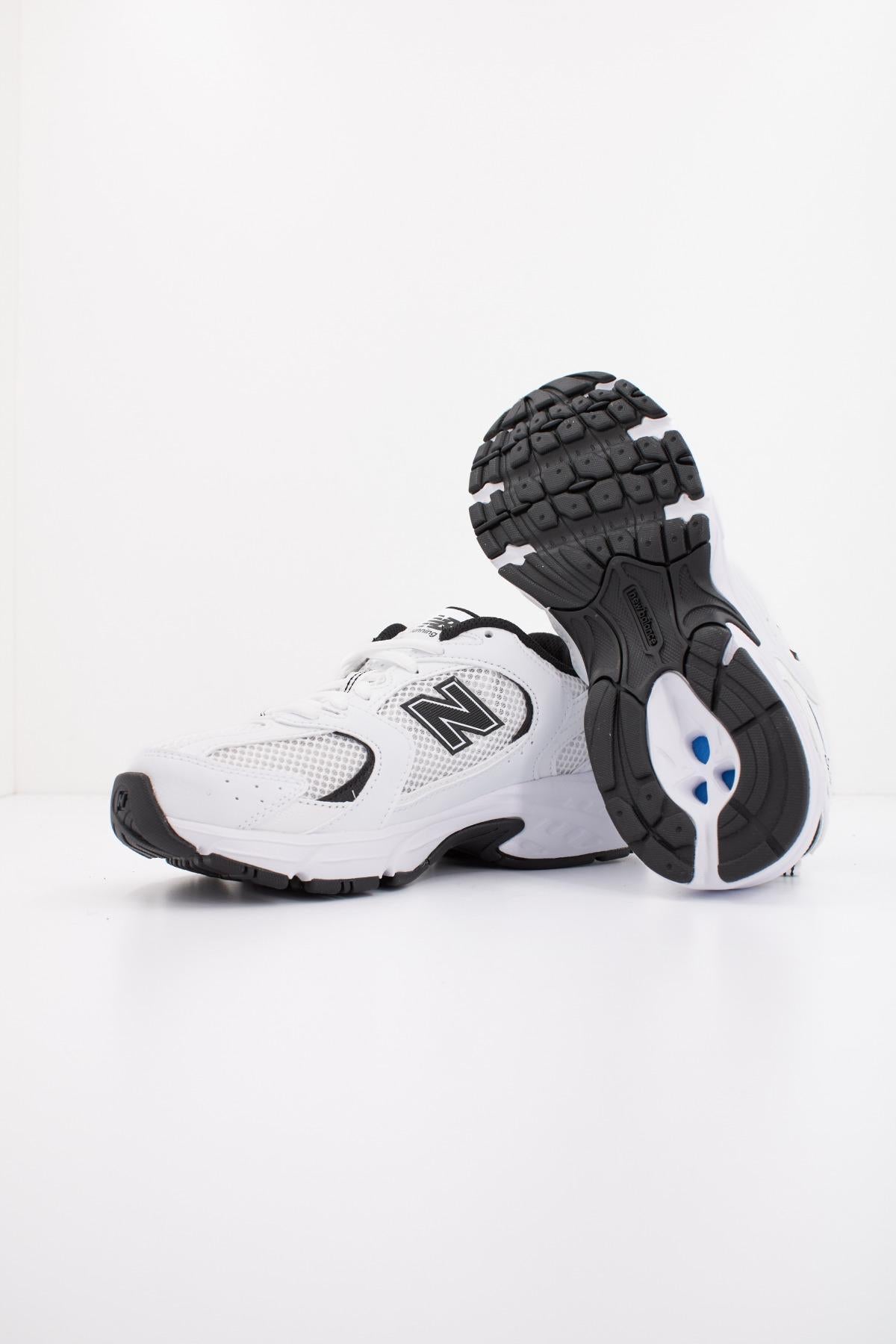 NEW BALANCE MR EWB en color BLANCO  (4)