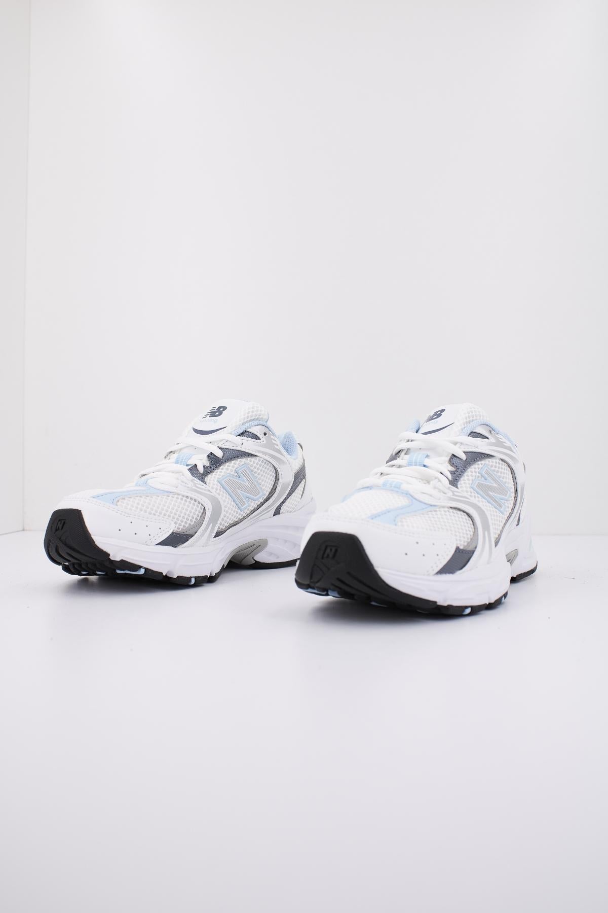 NEW BALANCE MR RA  en color BLANCO  (2)