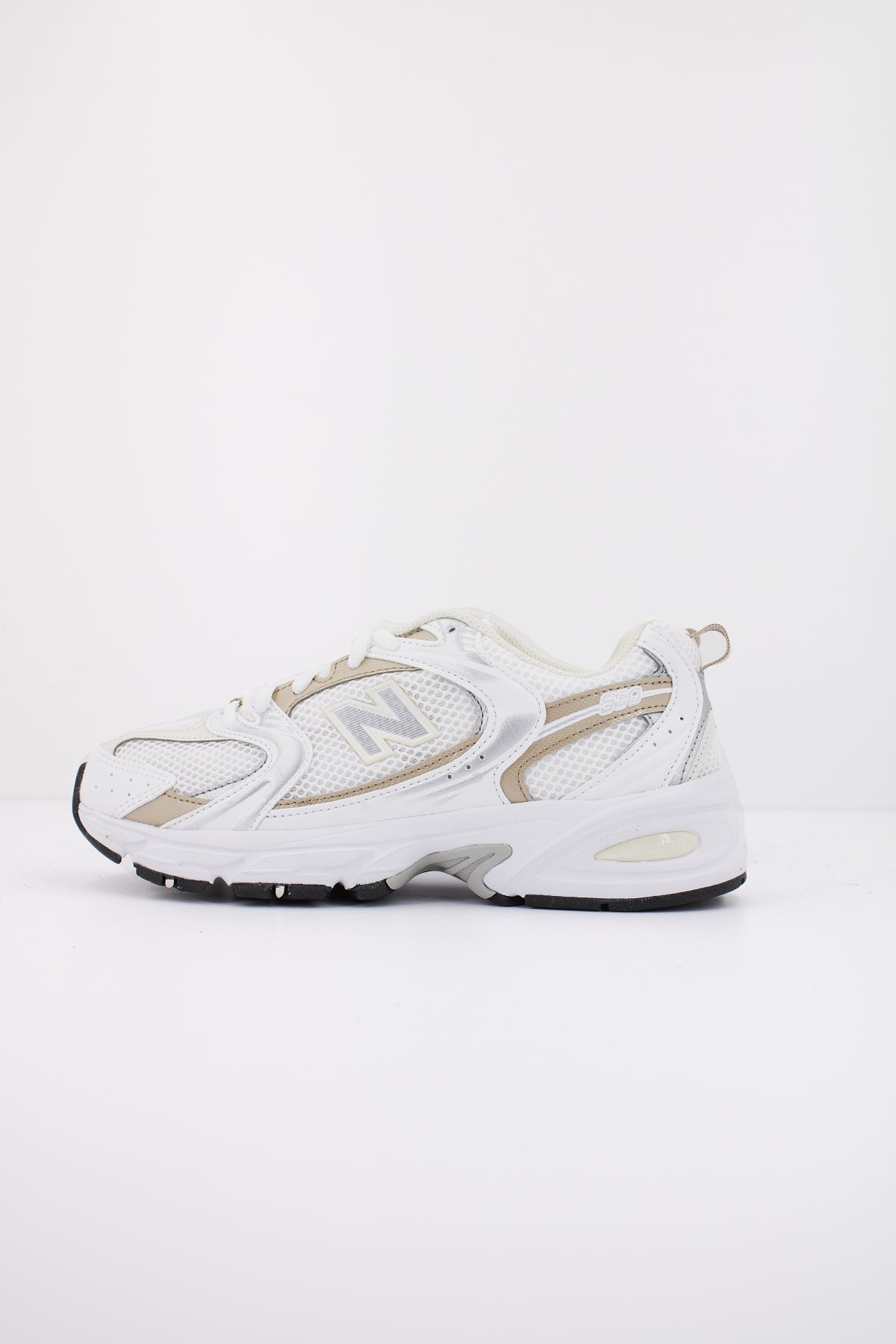 NEW BALANCE MR RD en color BLANCO  (1)