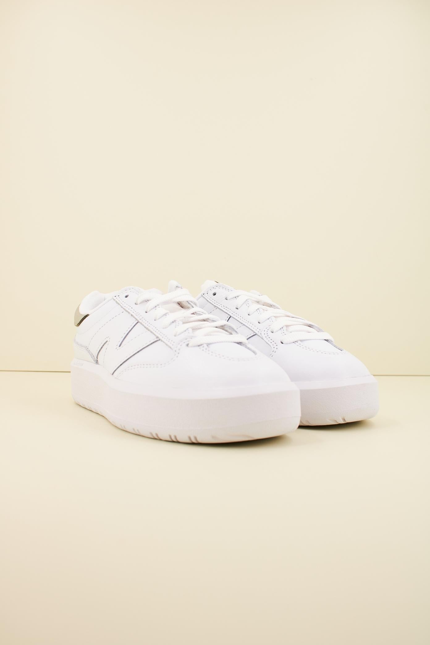 NEW BALANCE CT CLC en color BLANCO  (2)