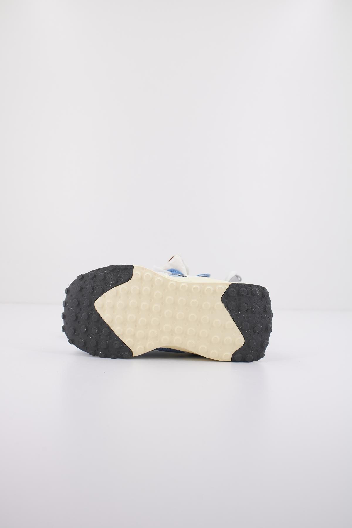 NEW BALANCE INSPIRED en color AZUL  (4)