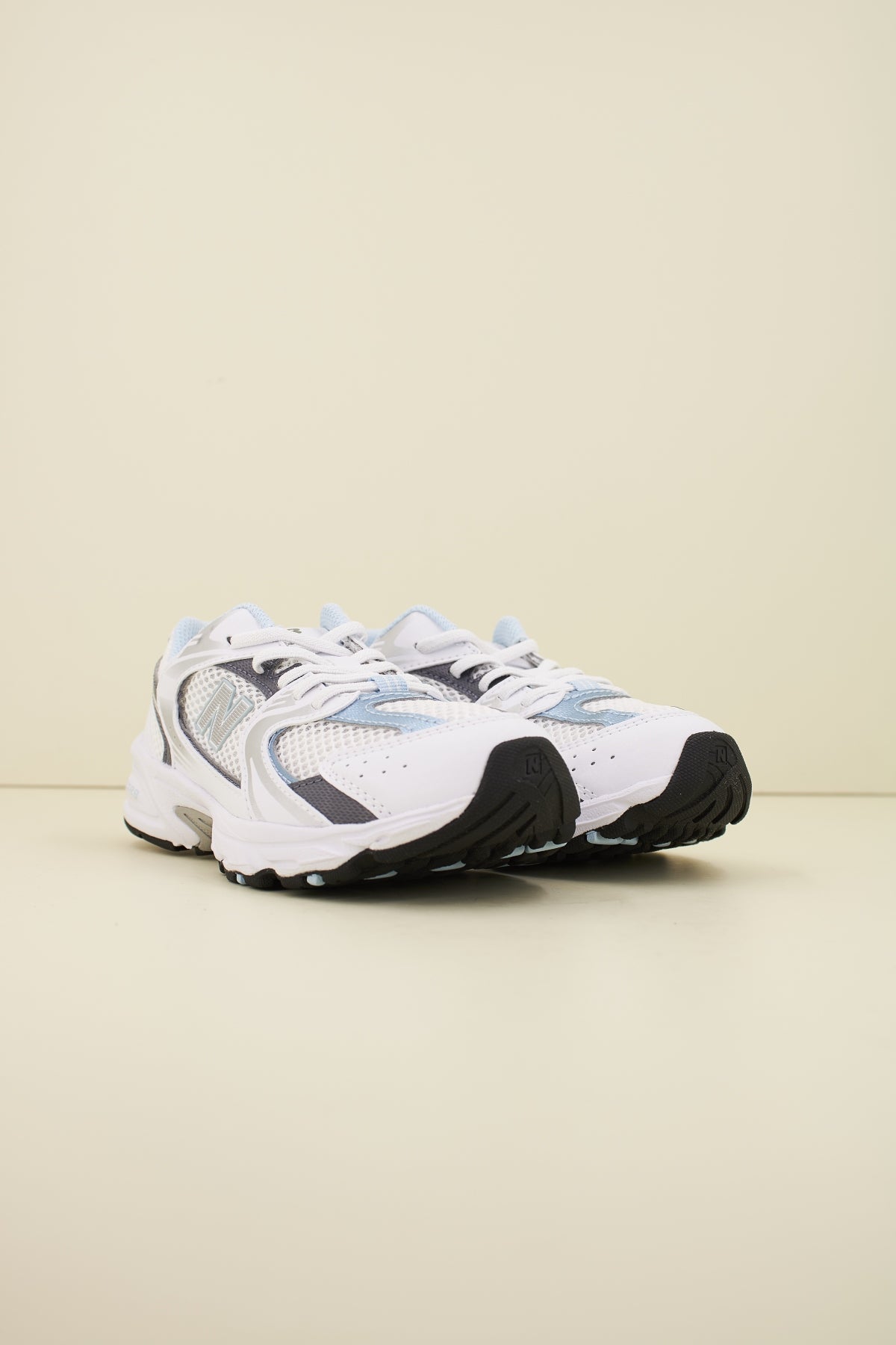 NEW BALANCE PZ RA KIDS en color BLANCO  (2)