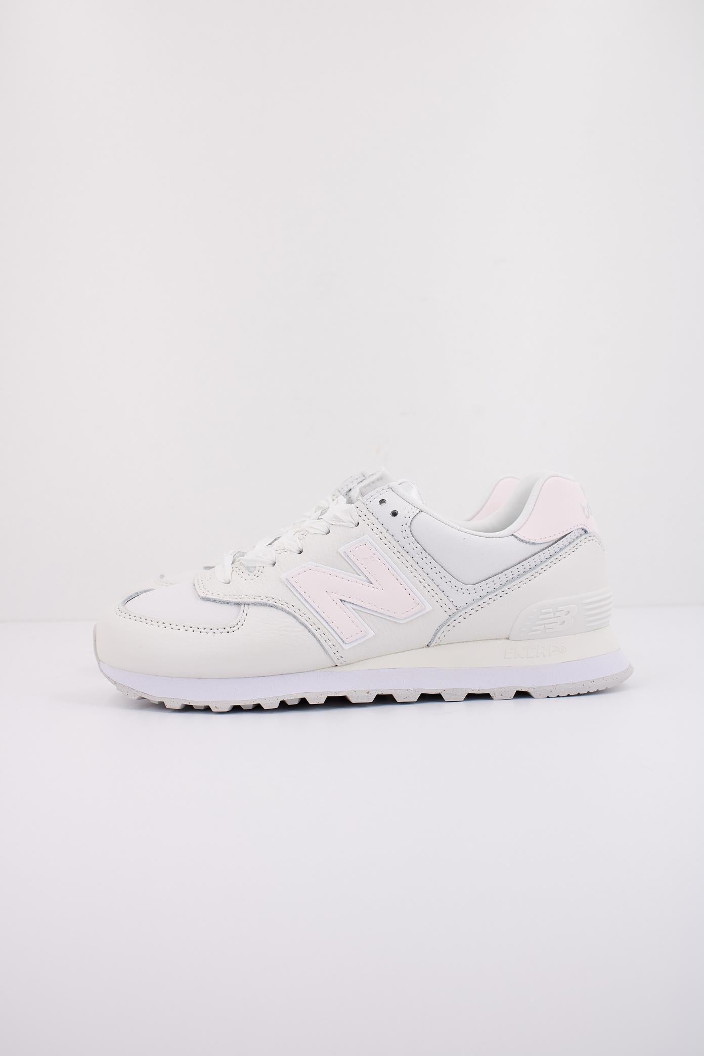 NEW BALANCE WL FJ en color BLANCO  (1)