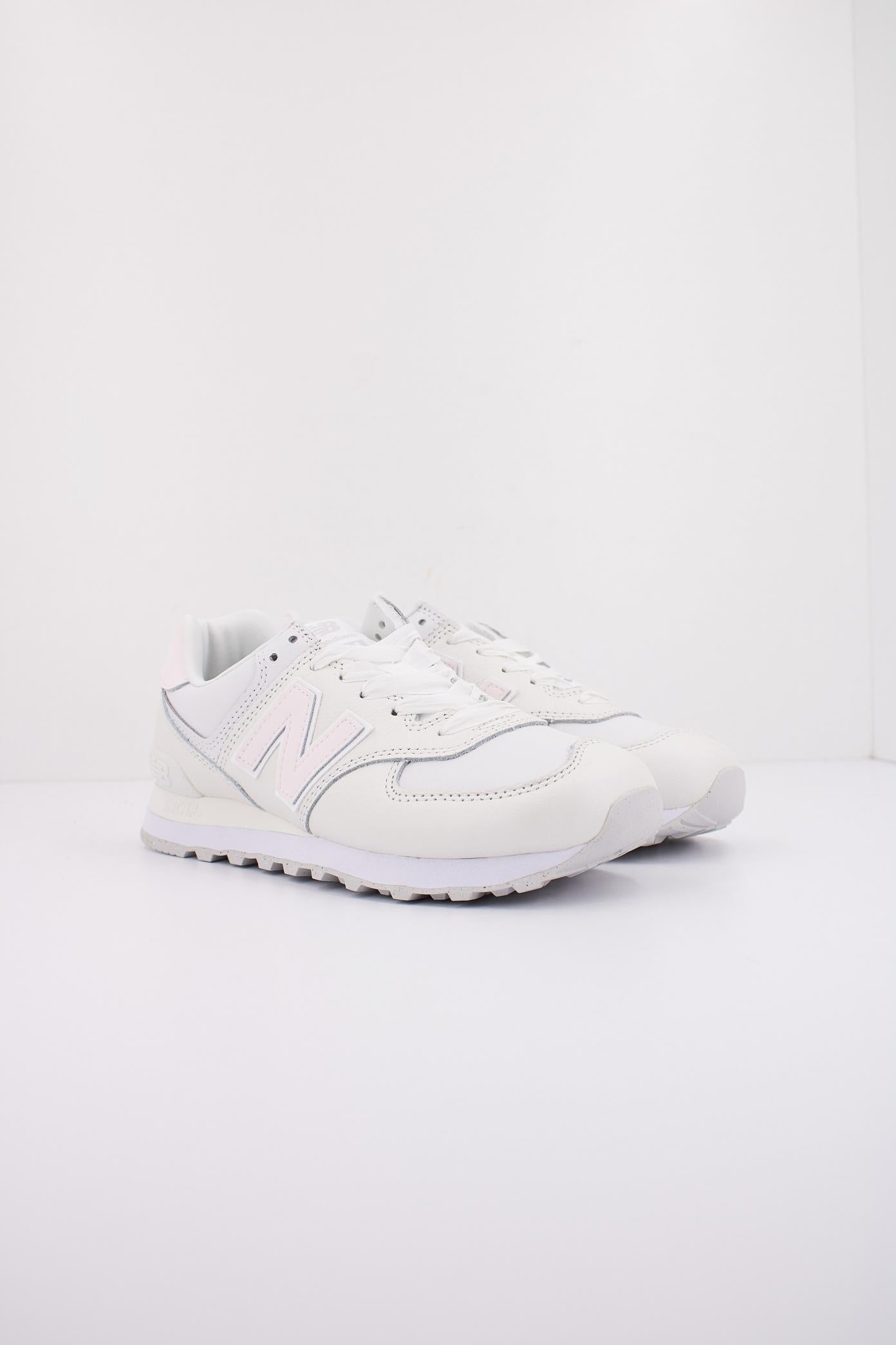 NEW BALANCE WL FJ en color BLANCO  (2)