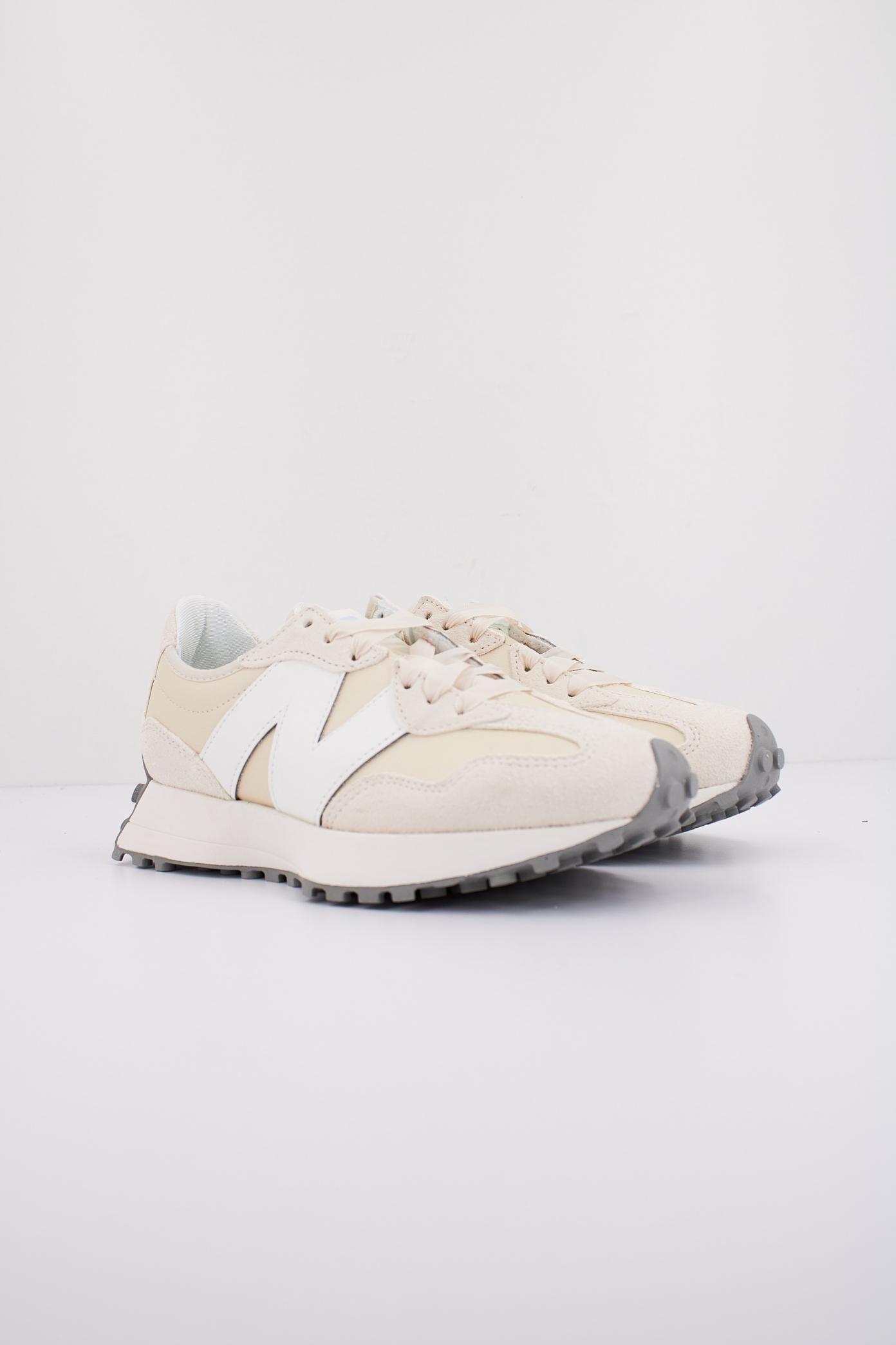 NEW BALANCE WS MO en color BLANCO  (2)