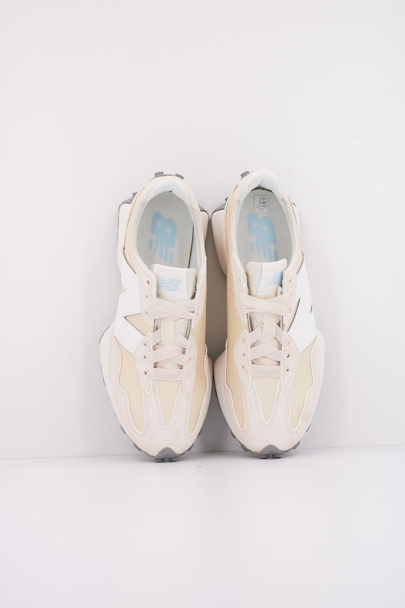 NEW BALANCE WS MO en color BLANCO  (3)