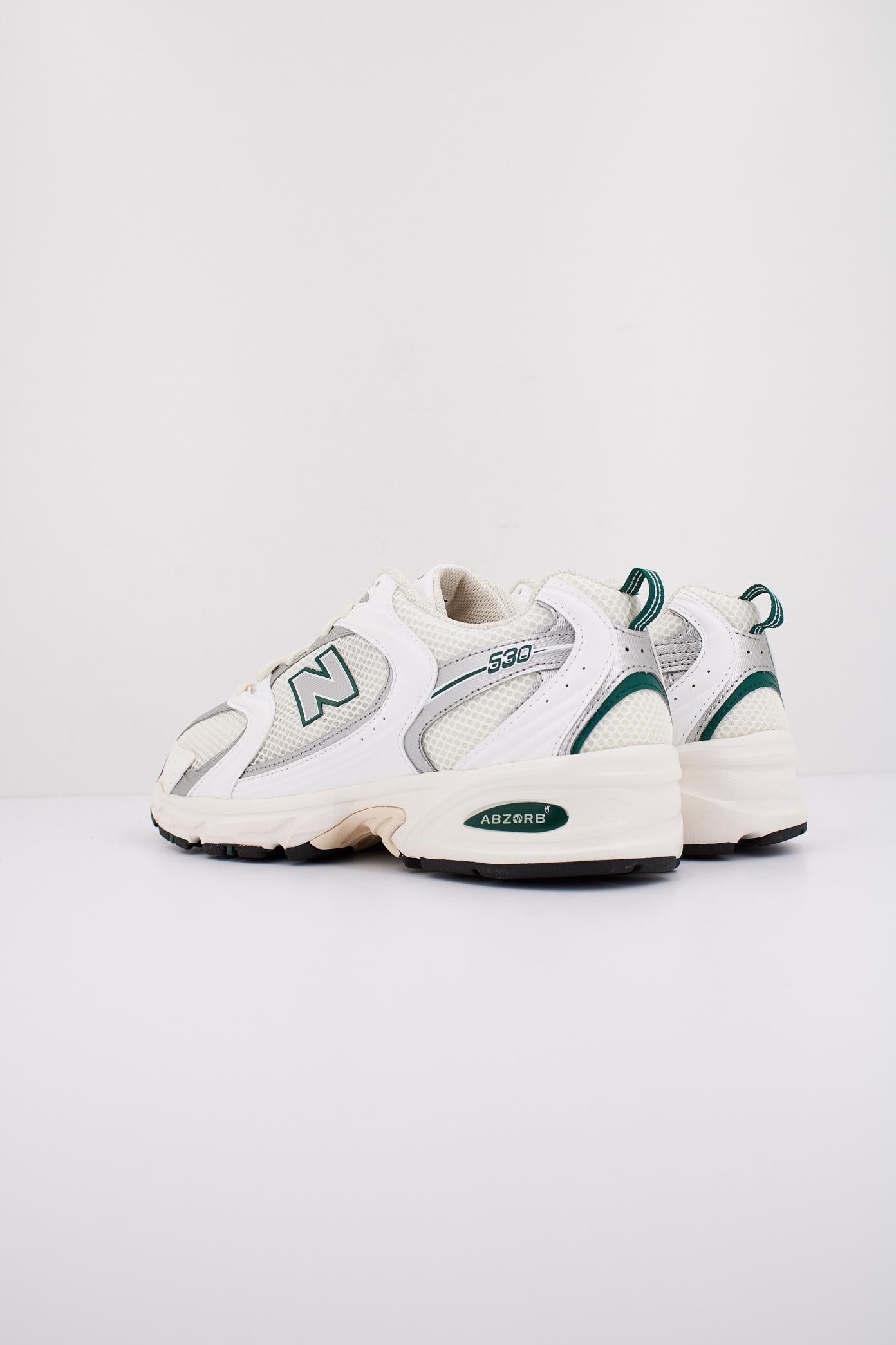 NEW BALANCE MR SX en color BLANCO  (4)