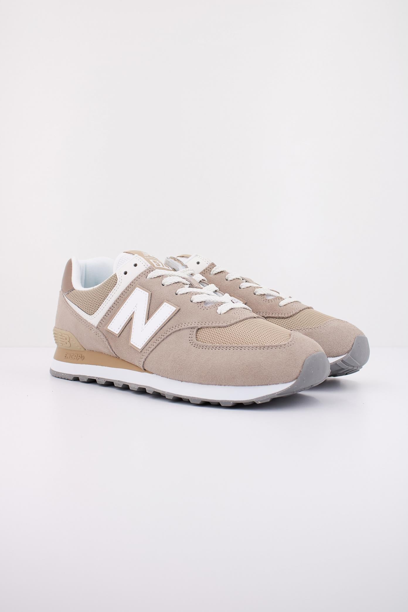 NEW BALANCE U ESF en color MARRON CLARO  (2)