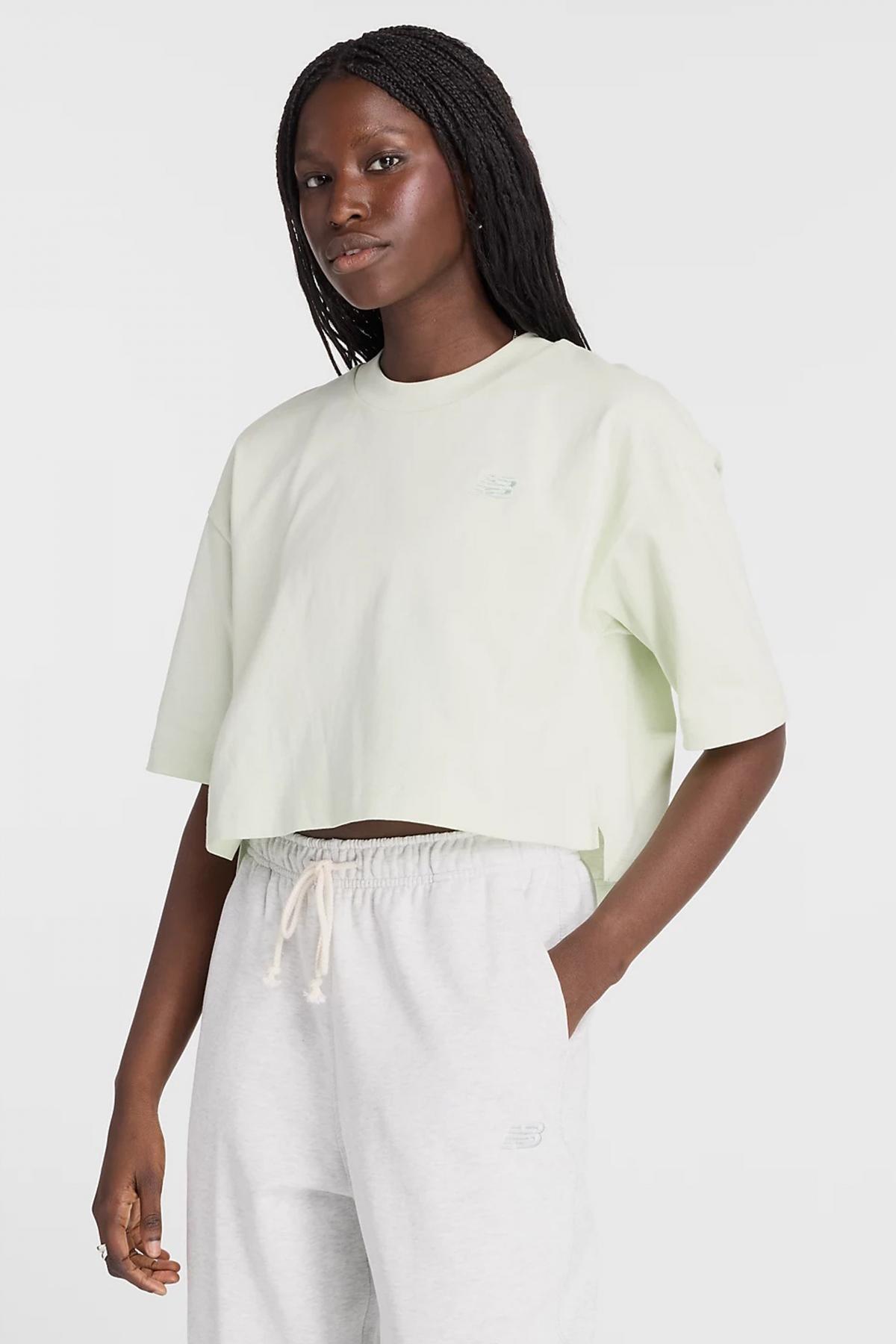 NEW BALANCE LOGO OVERSIZED JERSEY T-SHI en color VERDE  (1)