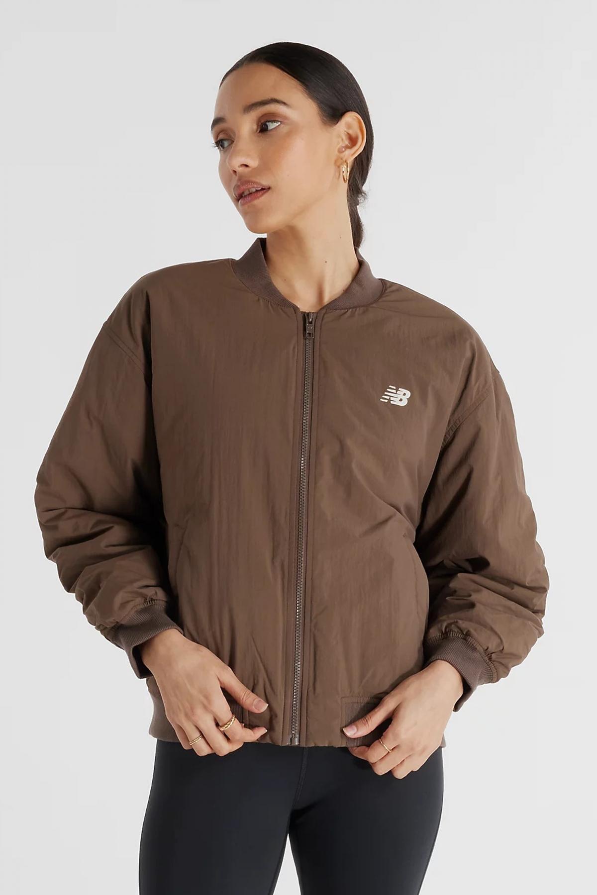 NEW BALANCE GRAPHIC WOVEN BOMBER JACKET en color MARRON  (1)