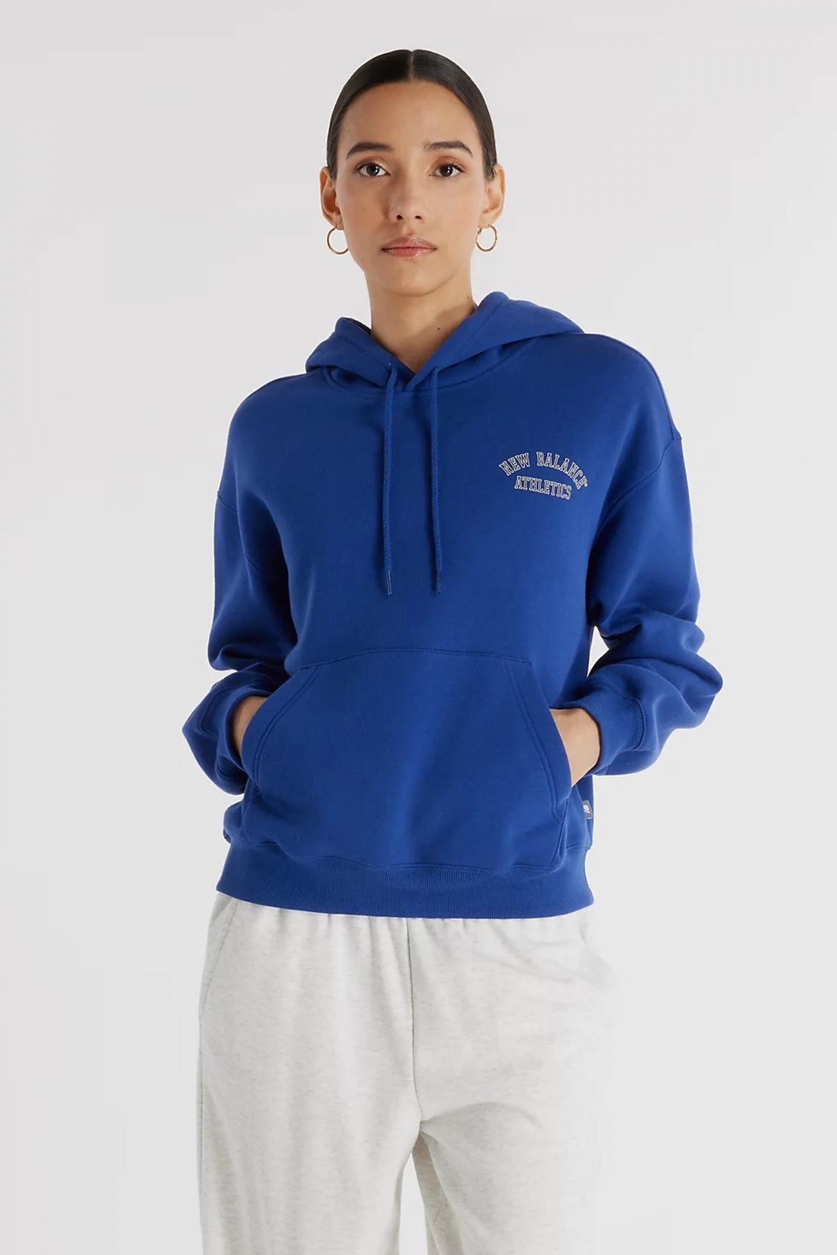 NEW BALANCE GRAPHIC FLEECE HOODIE en color AZUL  (1)