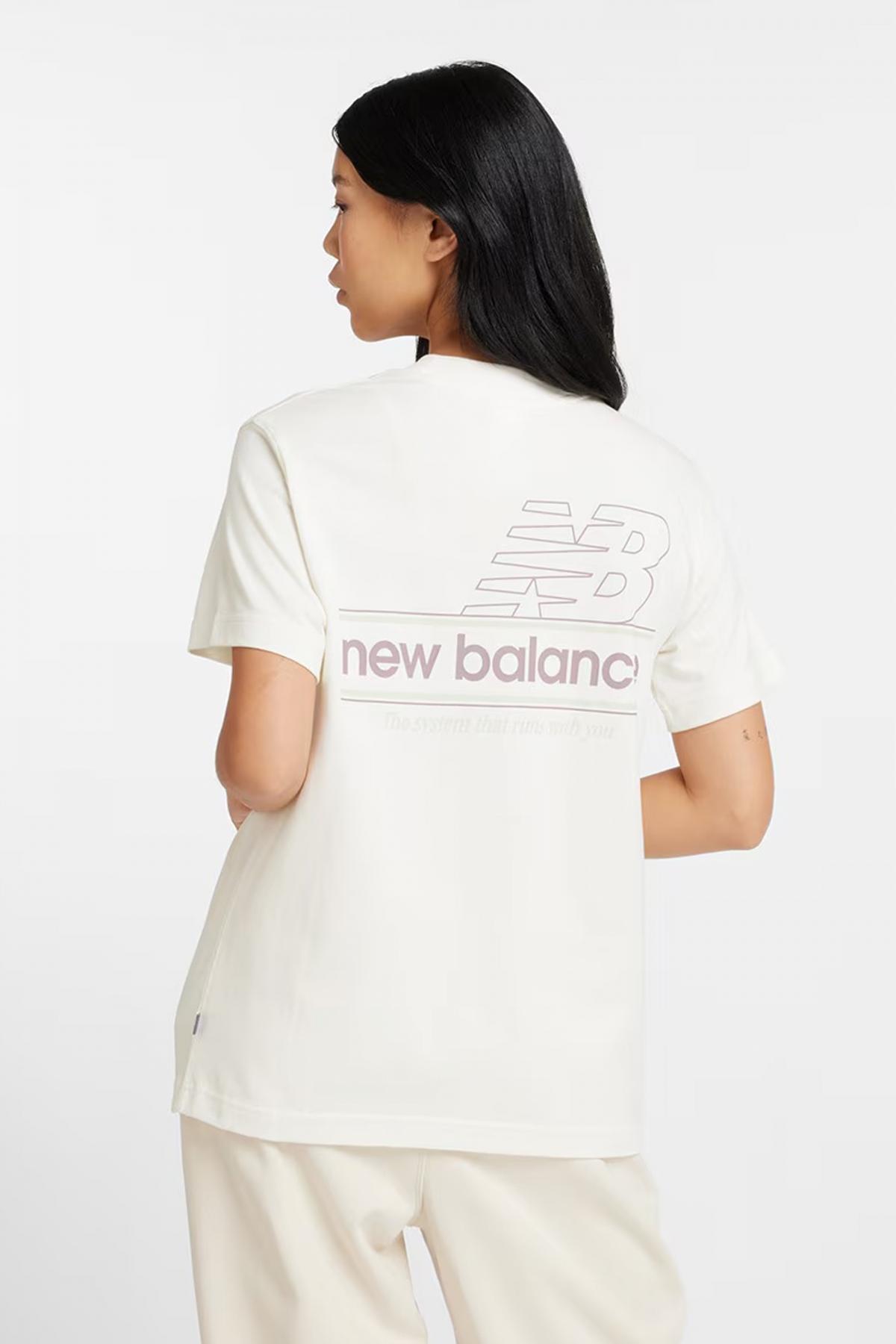 NEW BALANCE ATHLETICS RELAXED SYSTEM T- en color BLANCO  (2)