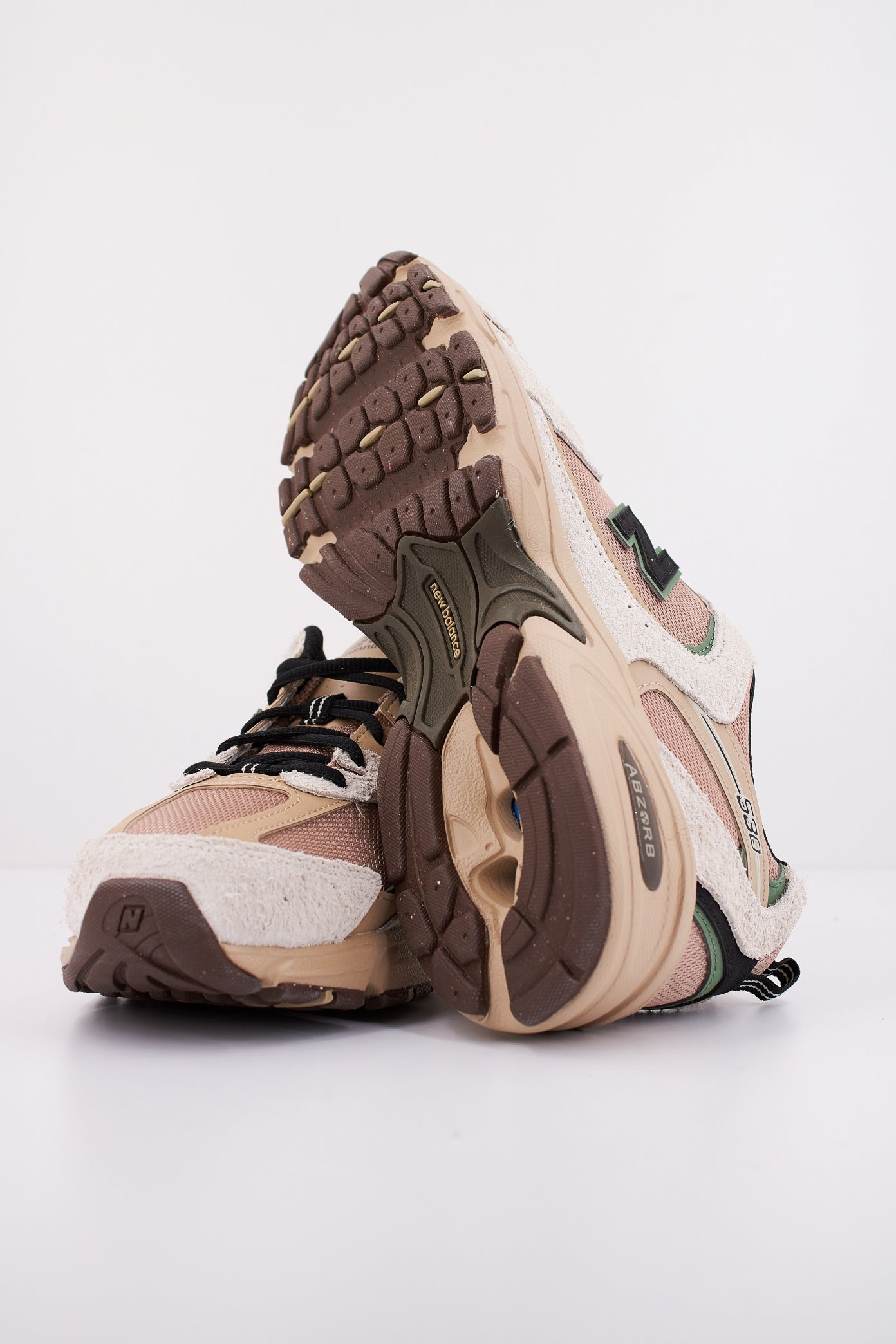 NEW BALANCE MR SND en color BEIS  (5)