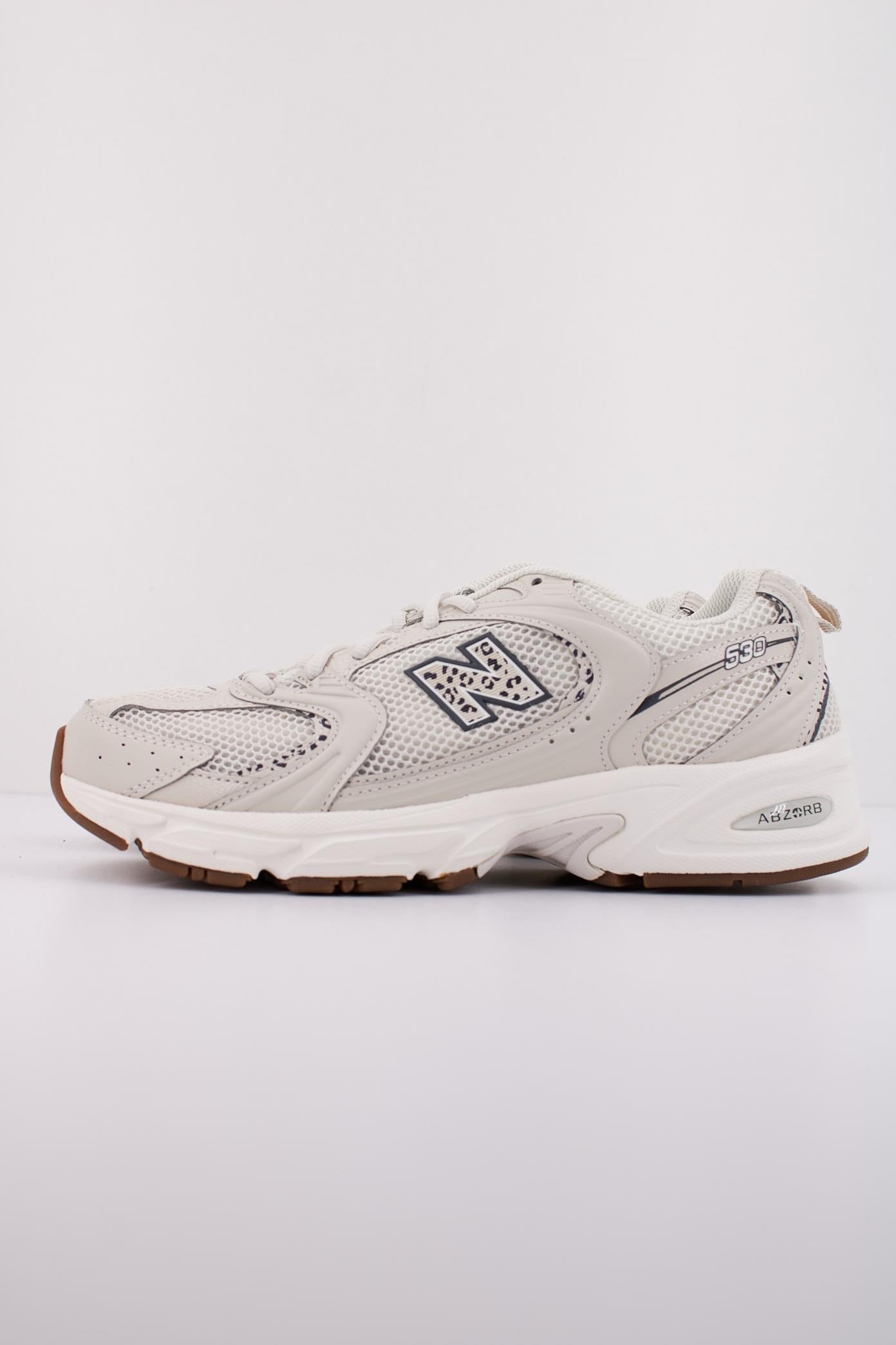 NEW BALANCE MR en color BEIS  (1)