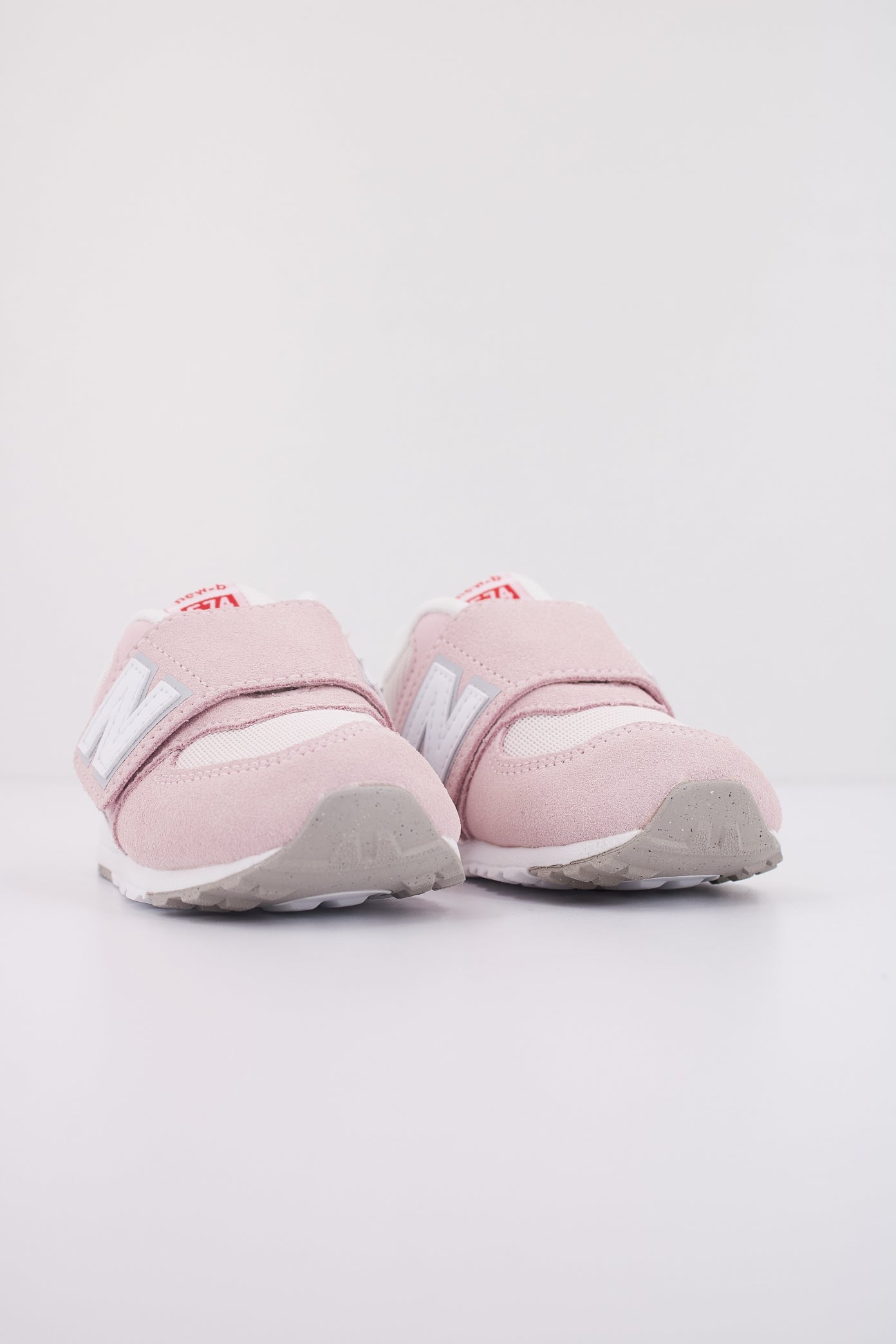 NEW BALANCE NW BKM  en color ROSA  (2)