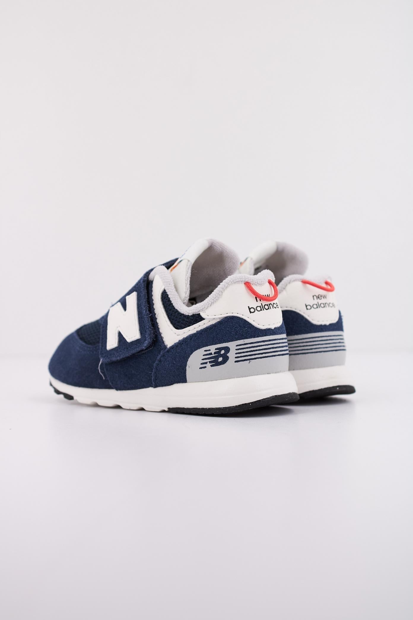 NEW BALANCE NW VPN KID en color AZUL  (4)