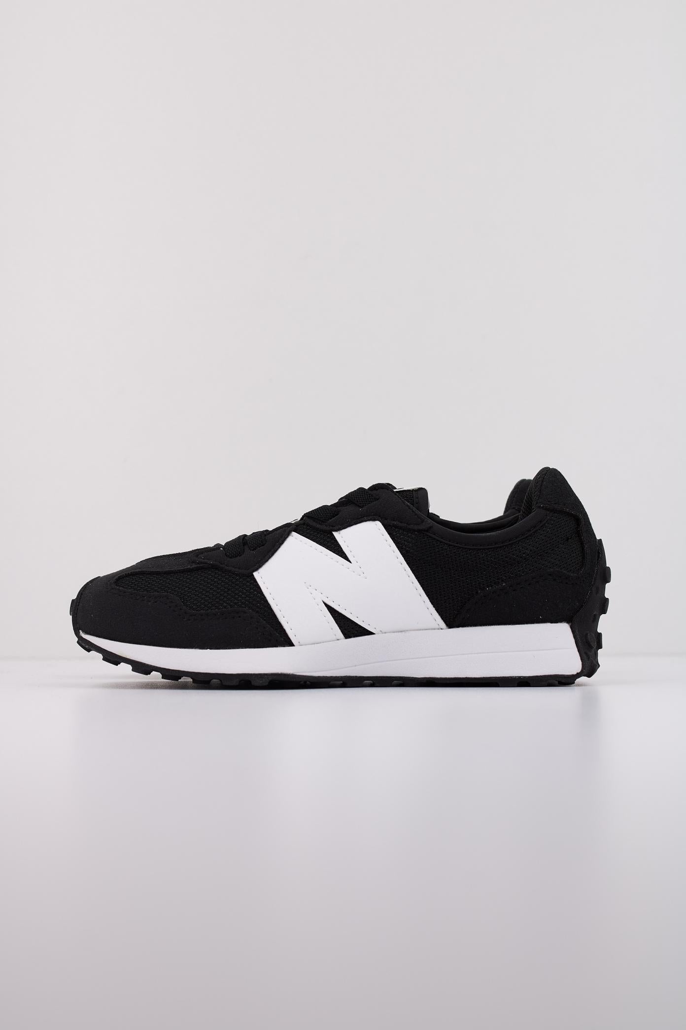 NEW BALANCE PH en color NEGRO  (1)