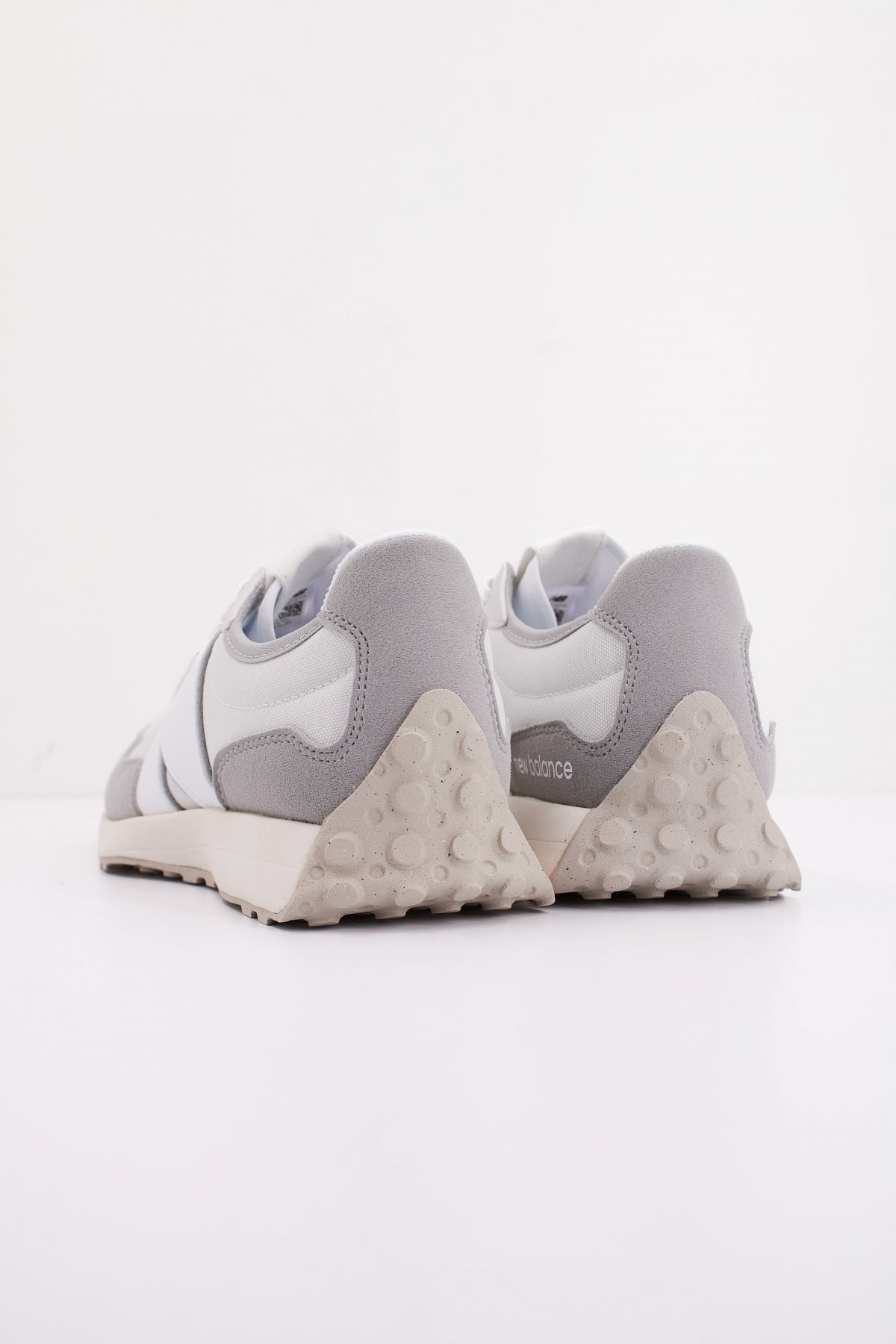 NEW BALANCE GS GM KIDS  en color GRIS  (4)