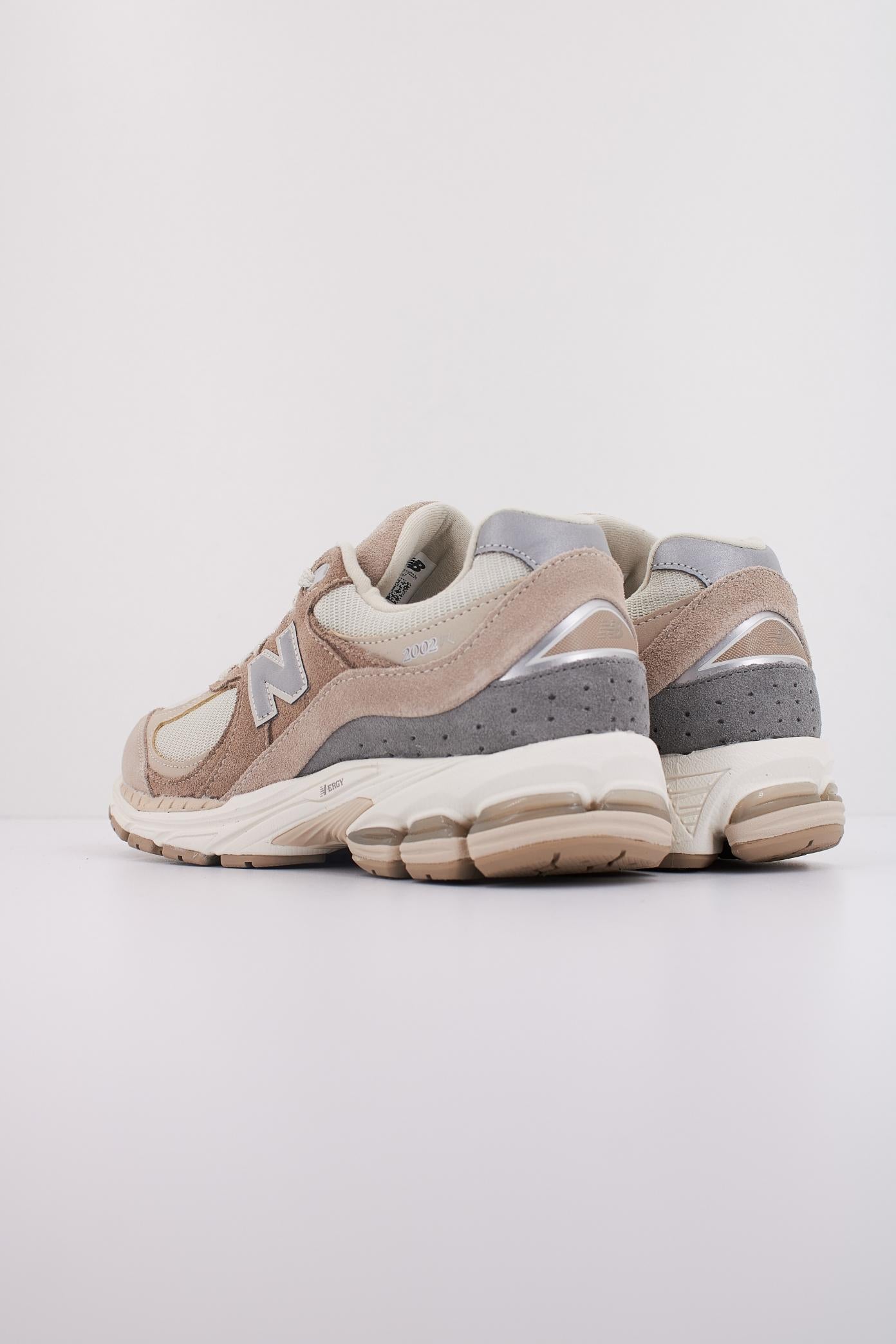 NEW BALANCE M en color MARRON  (4)