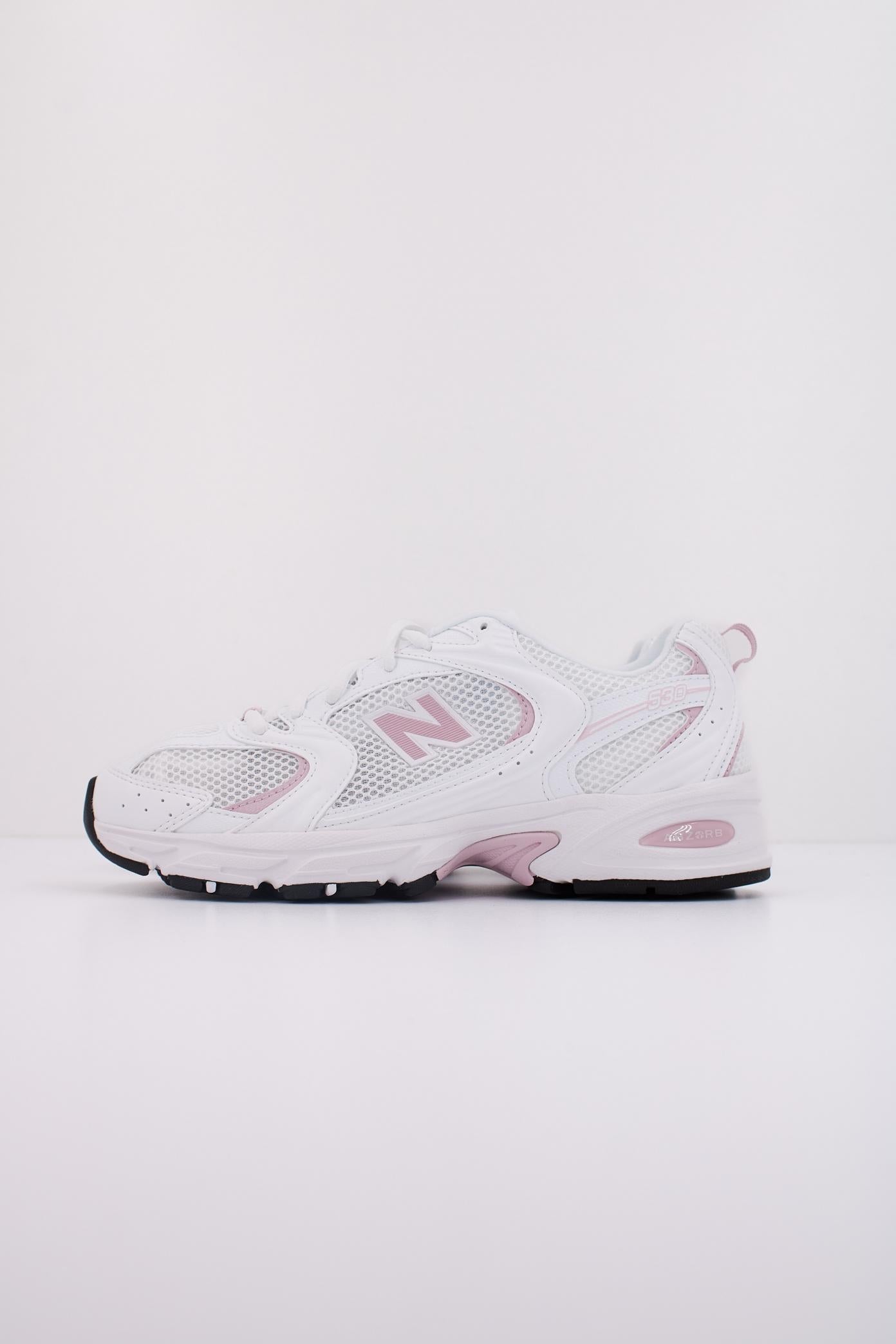 NEW BALANCE U CSA  en color BLANCO  (1)