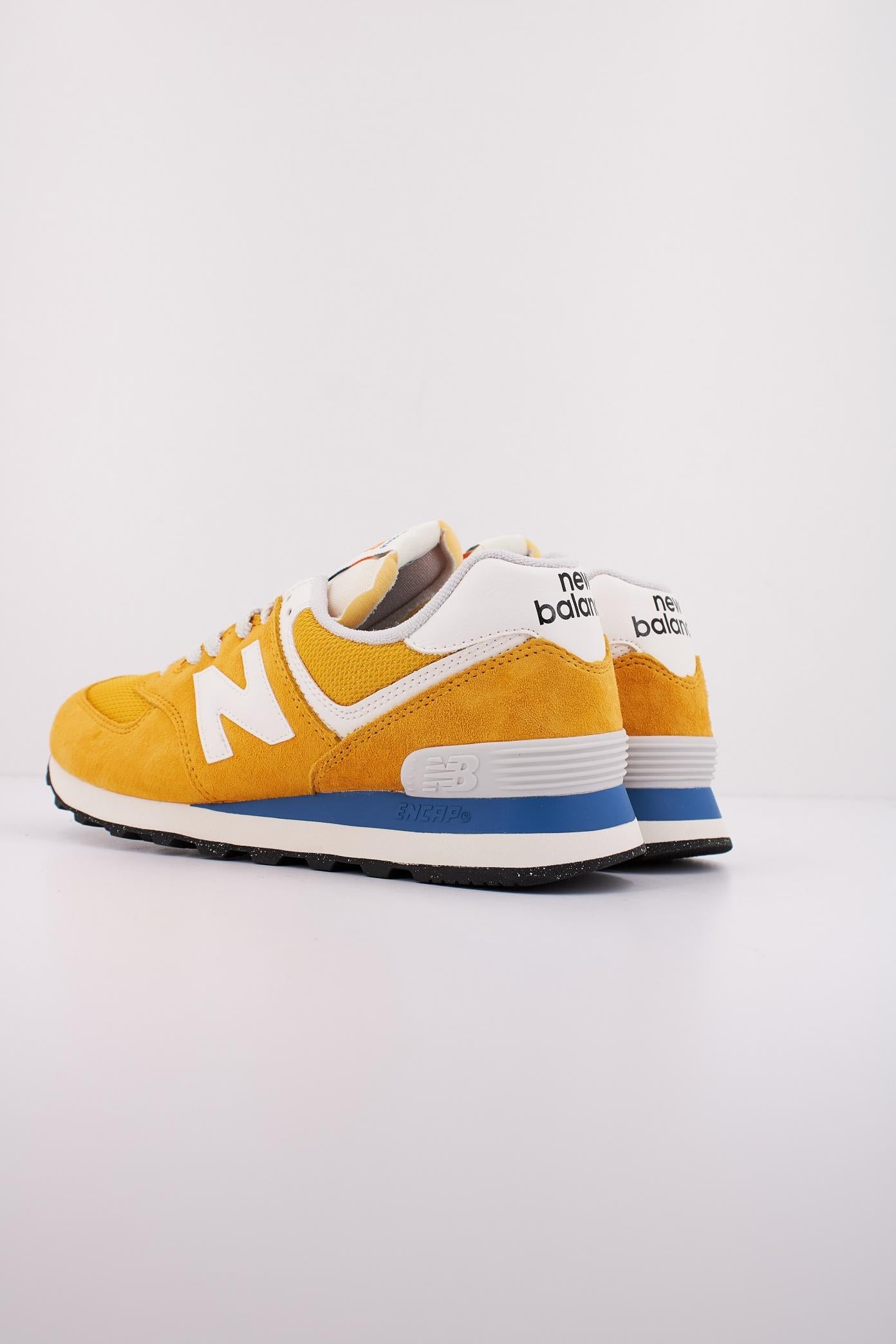 NEW BALANCE U VPY en color AMARILLO  (4)