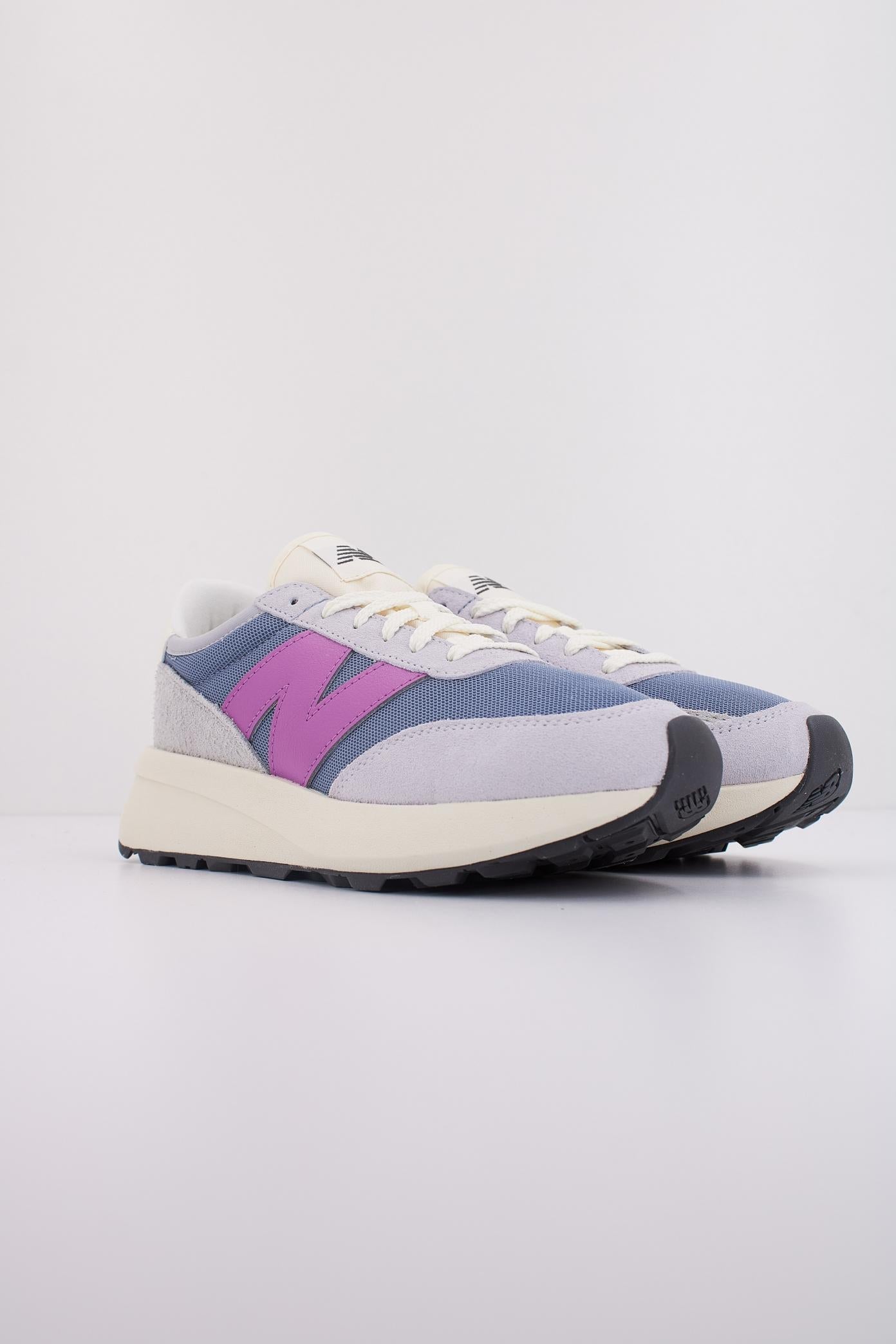 NEW BALANCE U en color VIOLETA  (2)
