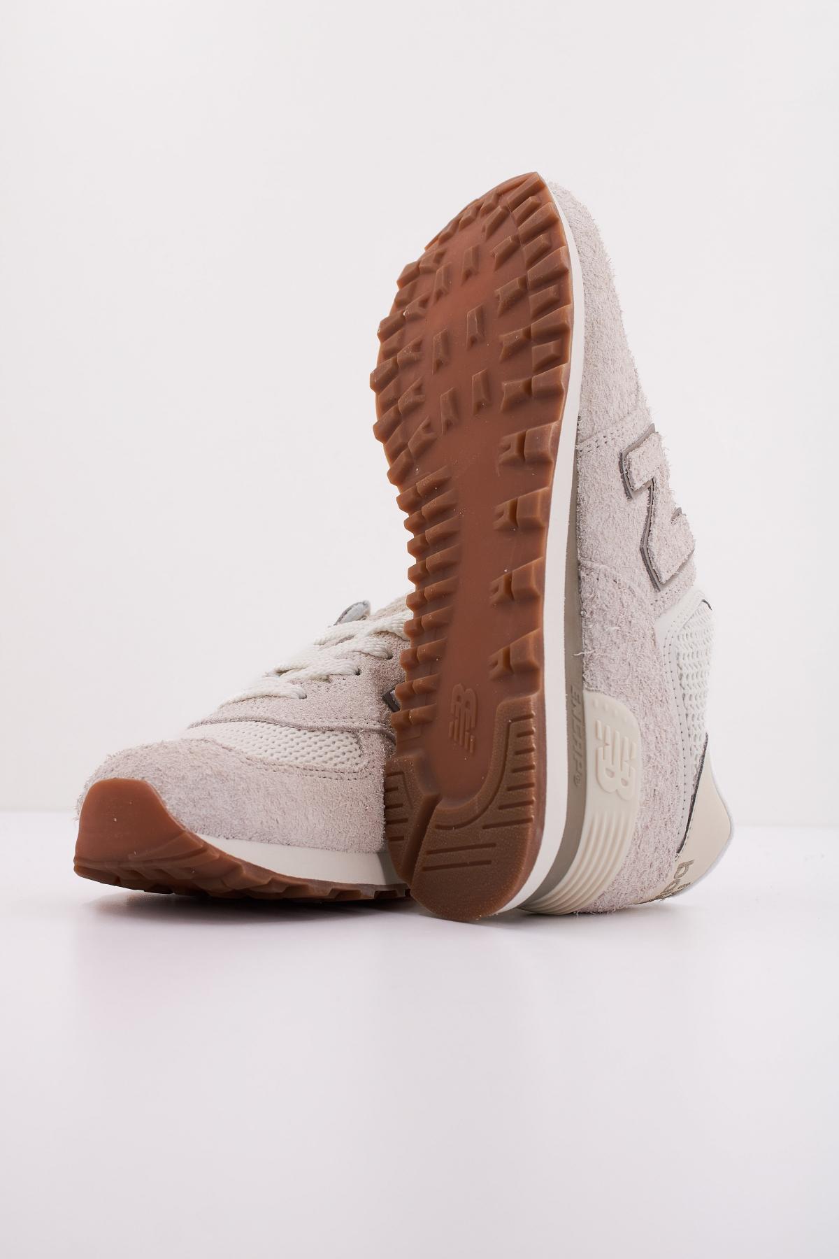 NEW BALANCE WL  en color BEIS  (5)