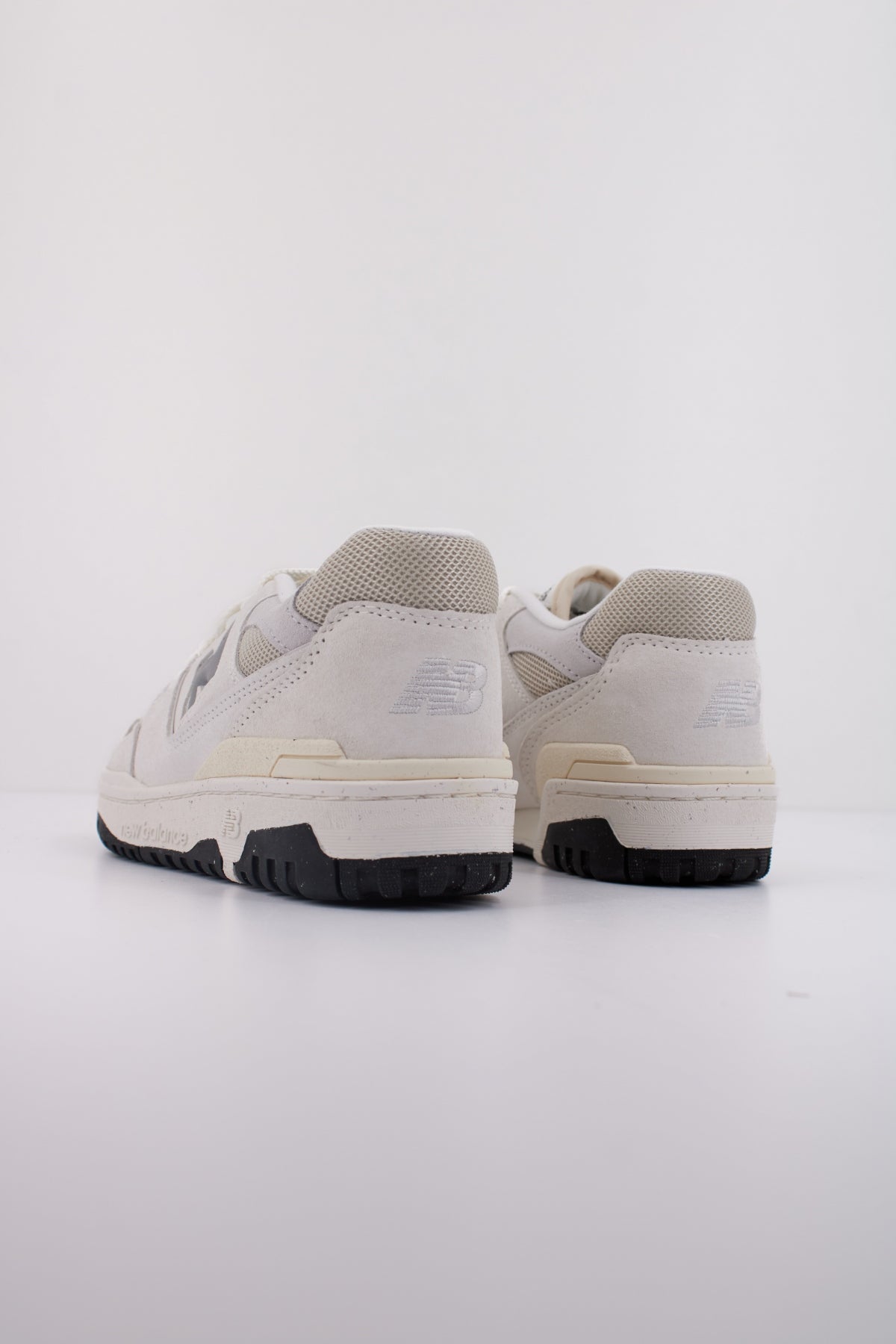 NEW BALANCE BBW  en color BLANCO  (4)