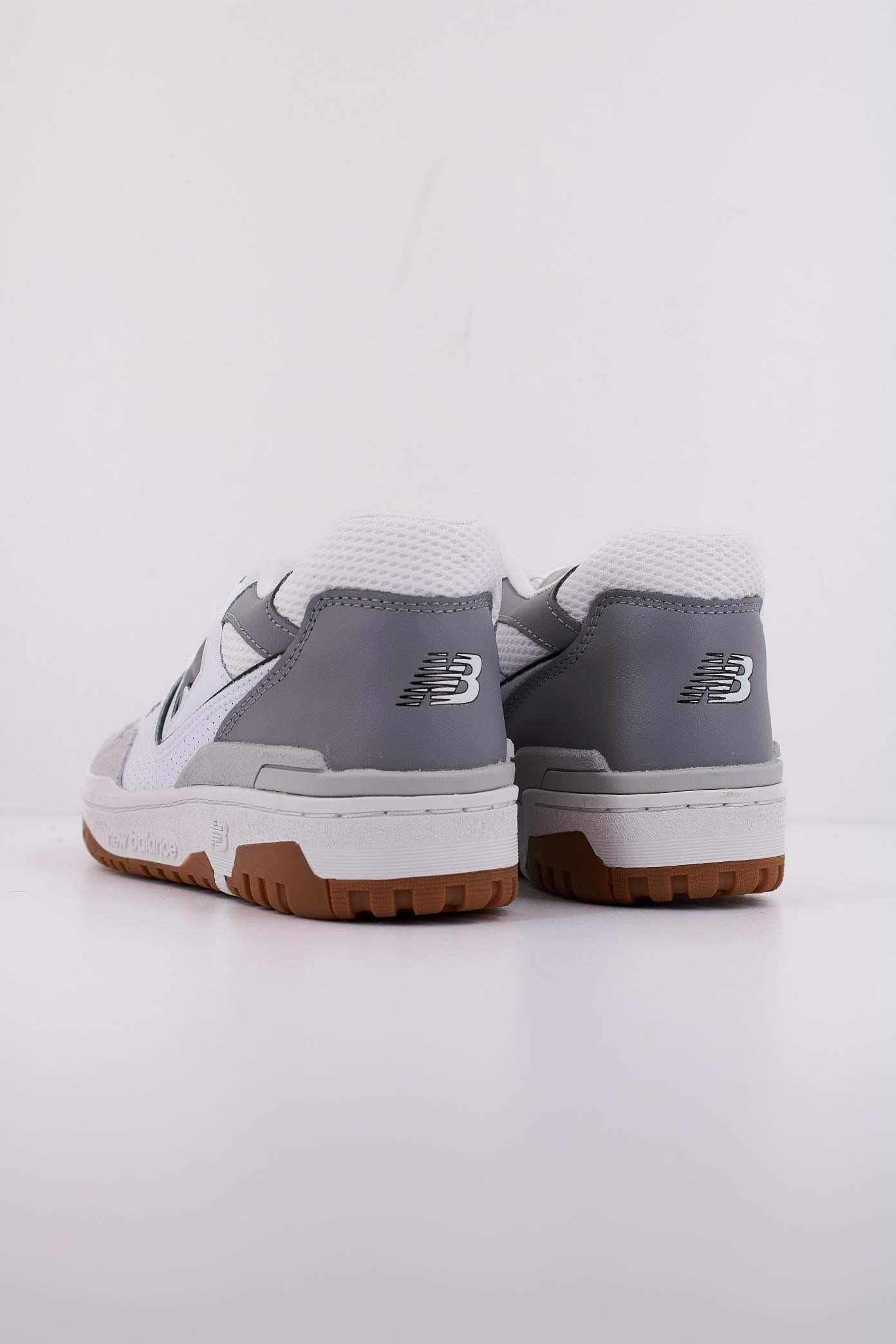 NEW BALANCE BB ESC  en color BLANCO  (4)
