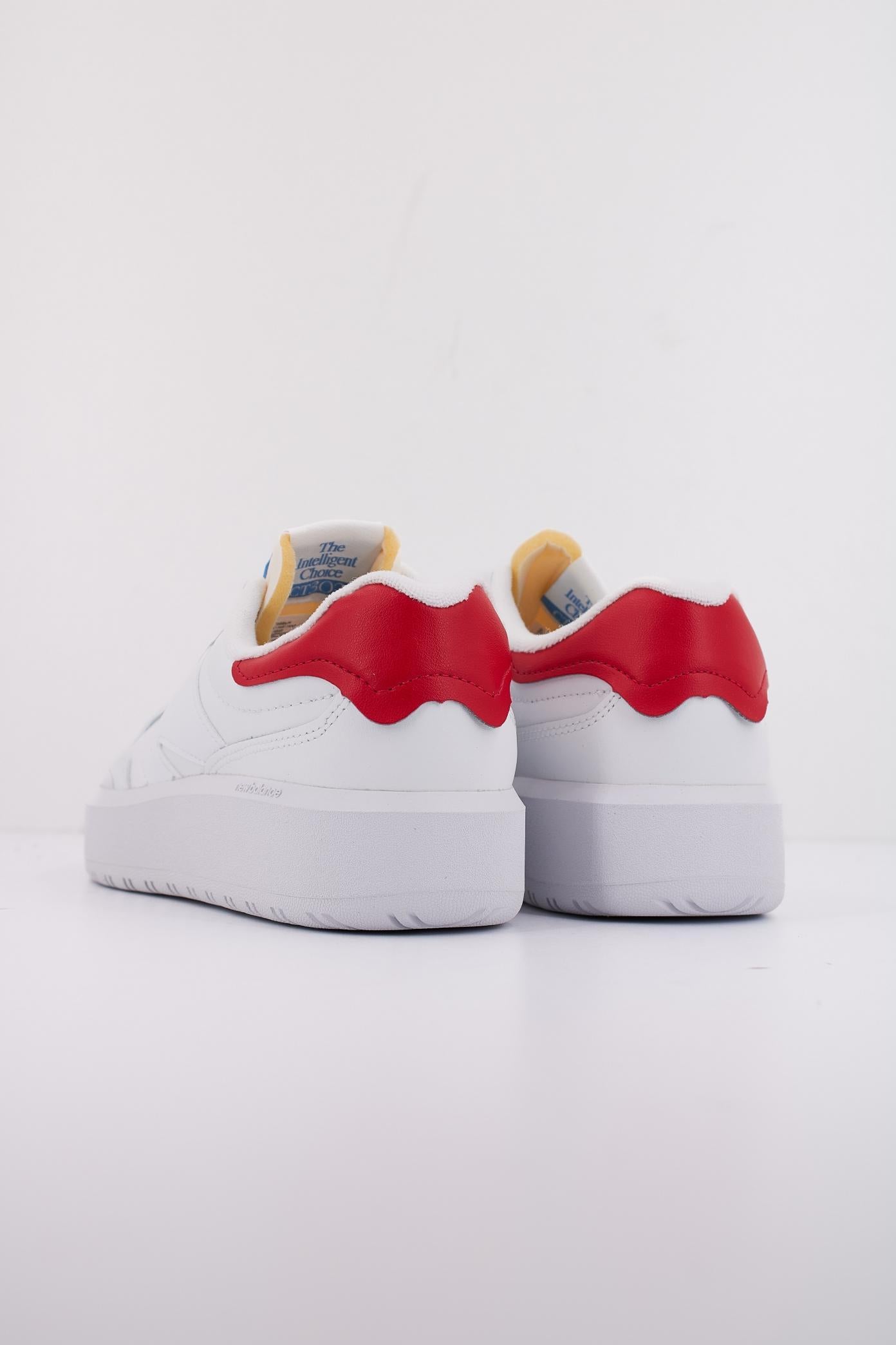 NEW BALANCE CT LH  en color BLANCO  (4)