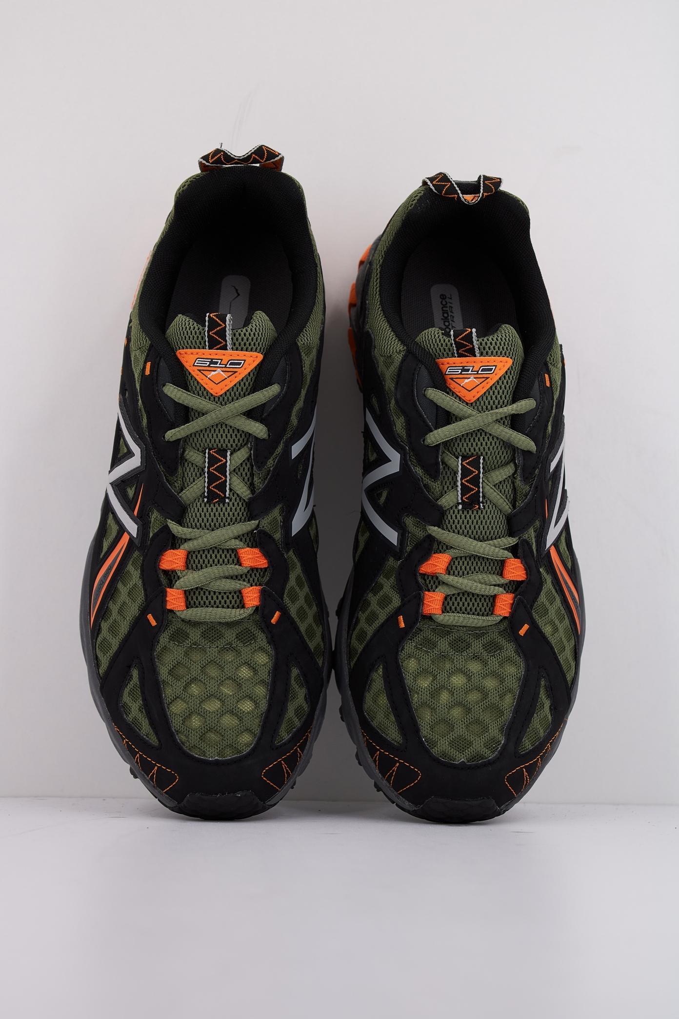 NEW BALANCE ML TAP en color VERDE  (3)