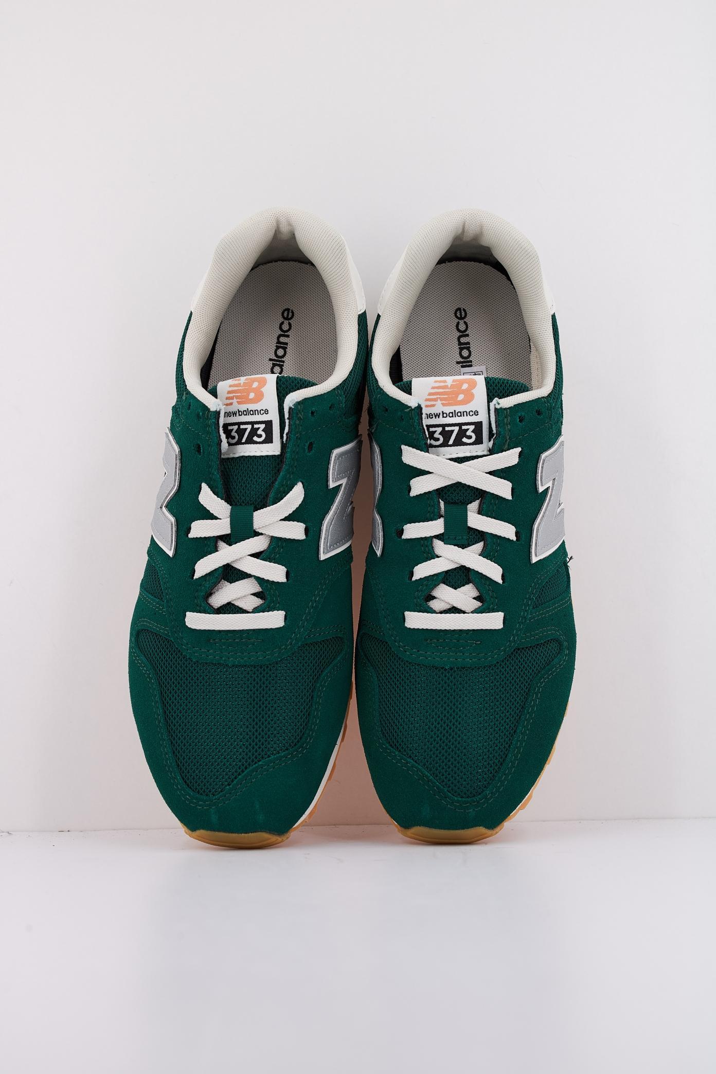 NEW BALANCE ML  en color VERDE  (3)