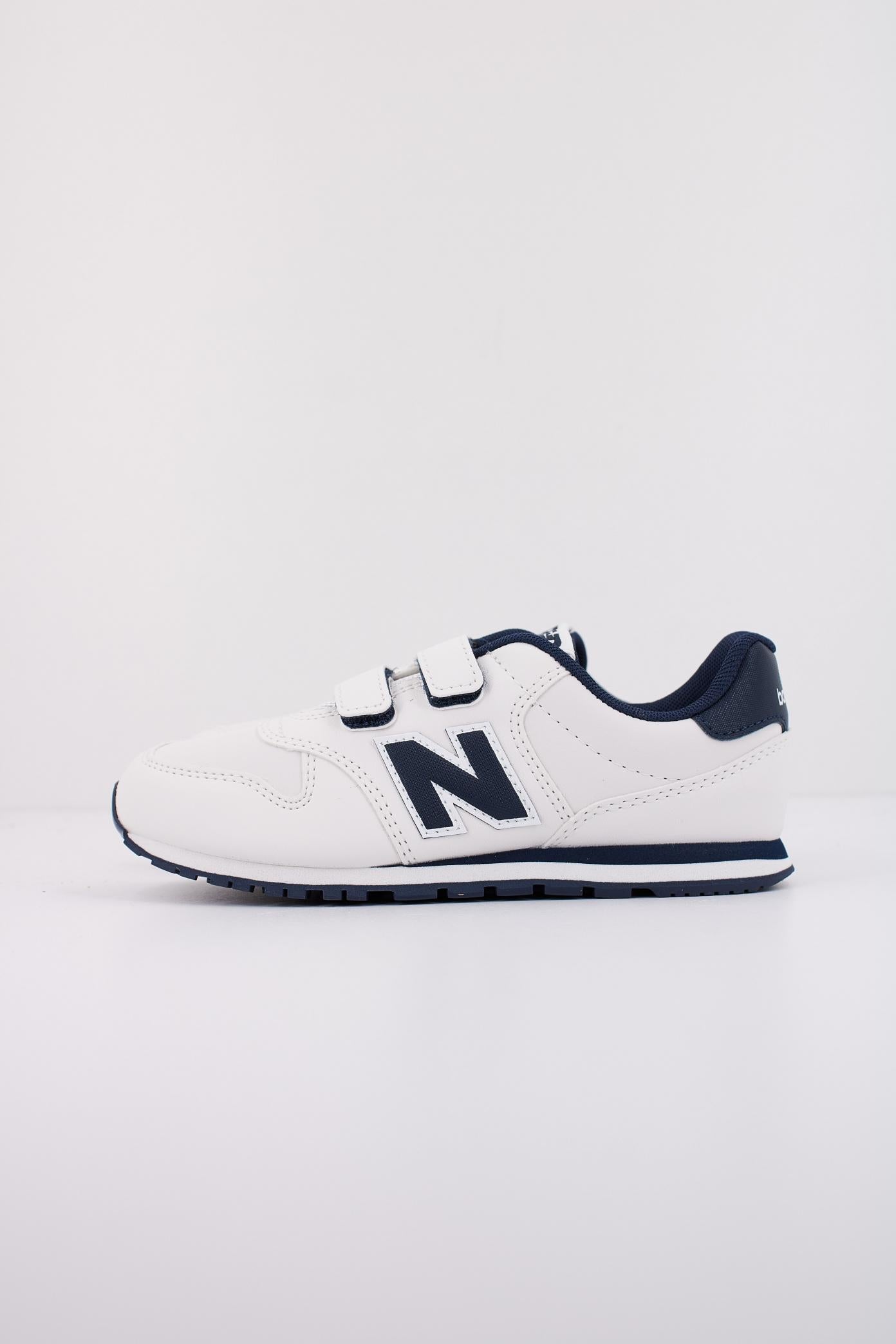 NEW BALANCE PV WN en color BLANCO  (1)