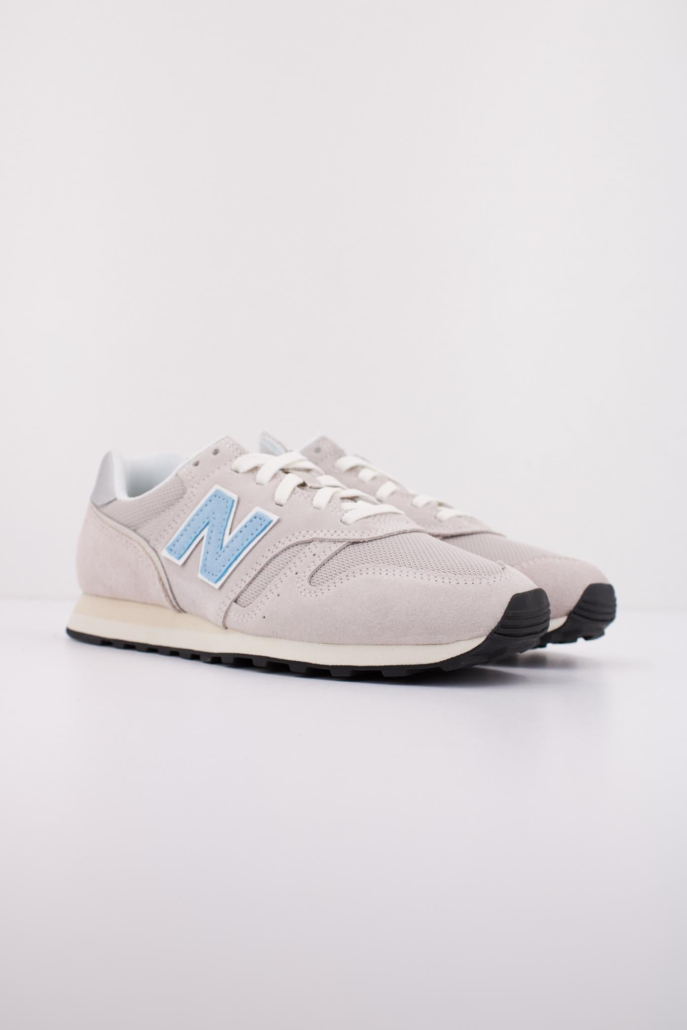 NEW BALANCE WL  en color GRIS  (2)