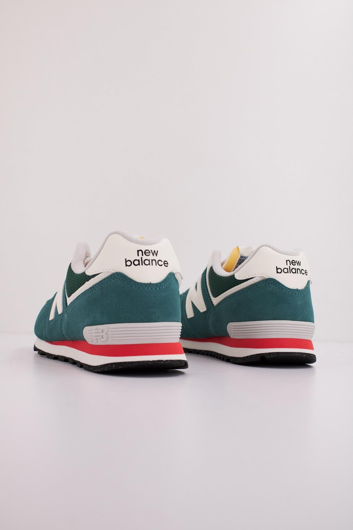 NEW BALANCE GC VPG  en color VERDE  (4)