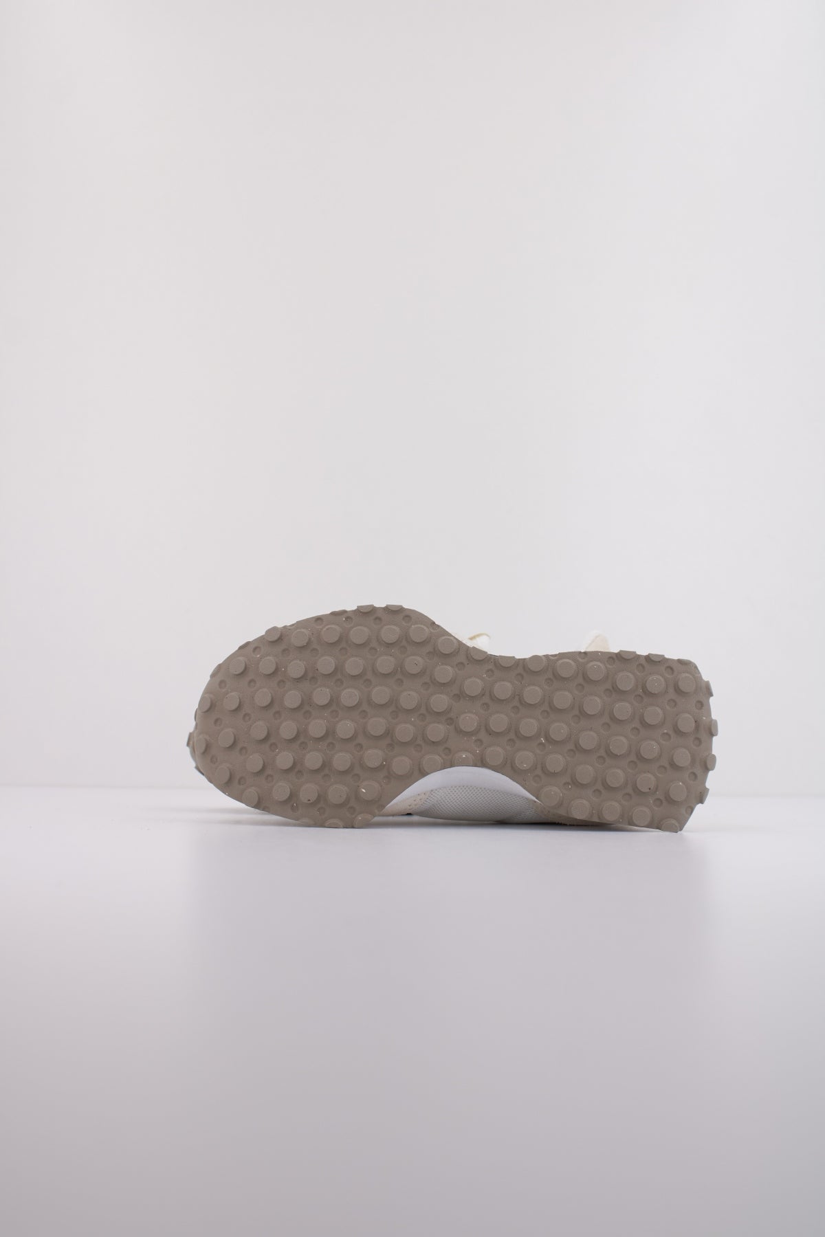 NEW BALANCE PH en color BEIS  (5)