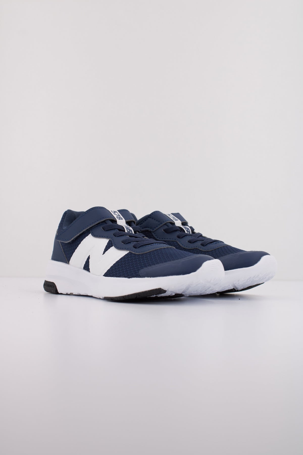NEW BALANCE PT en color AZUL  (2)
