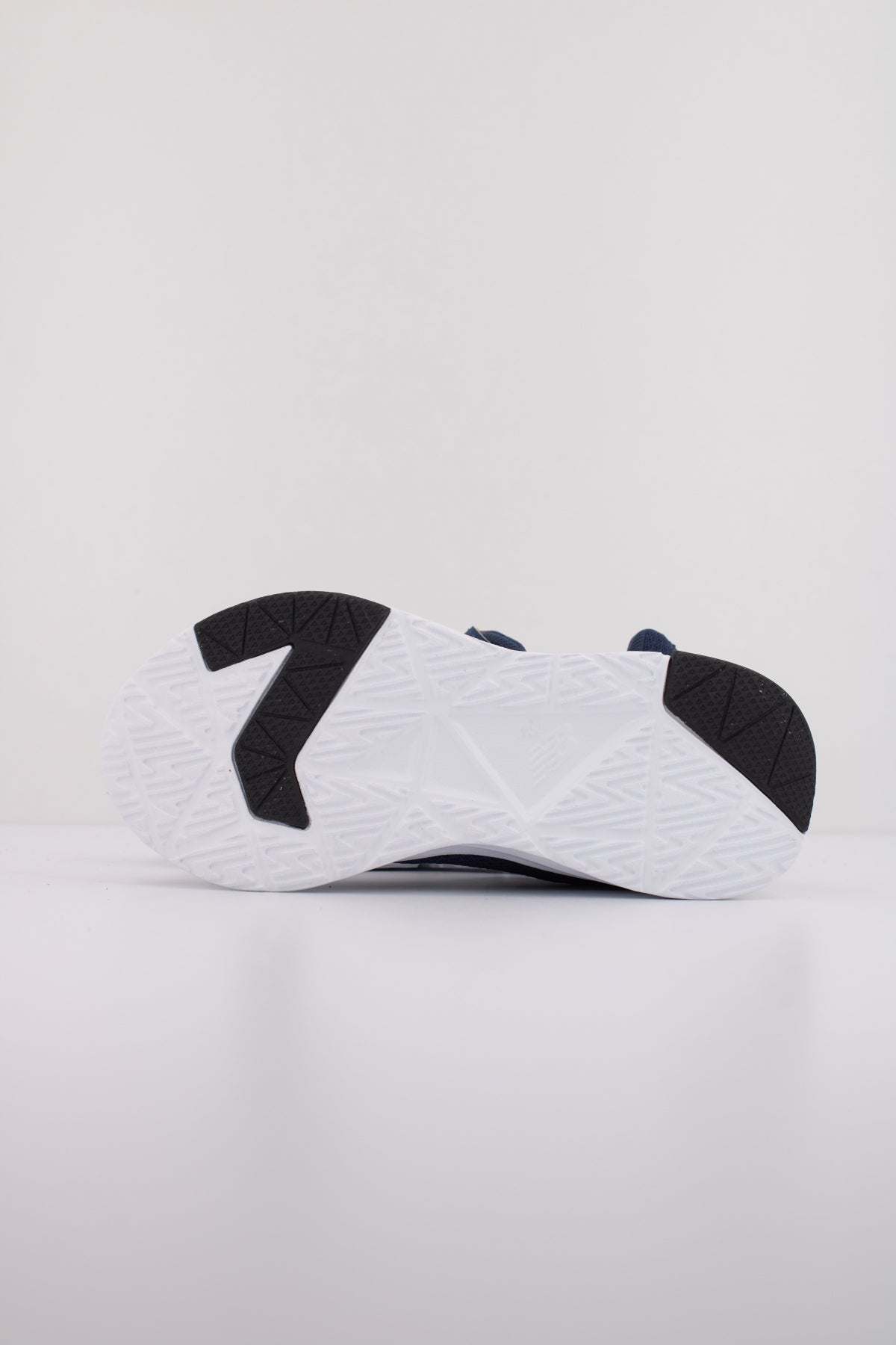 NEW BALANCE PT en color AZUL  (5)