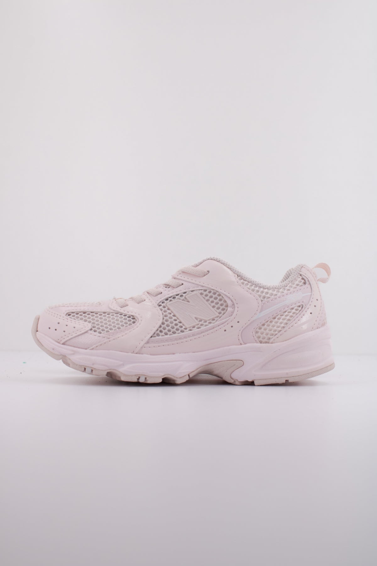 NEW BALANCE PZ  en color ROSA  (1)