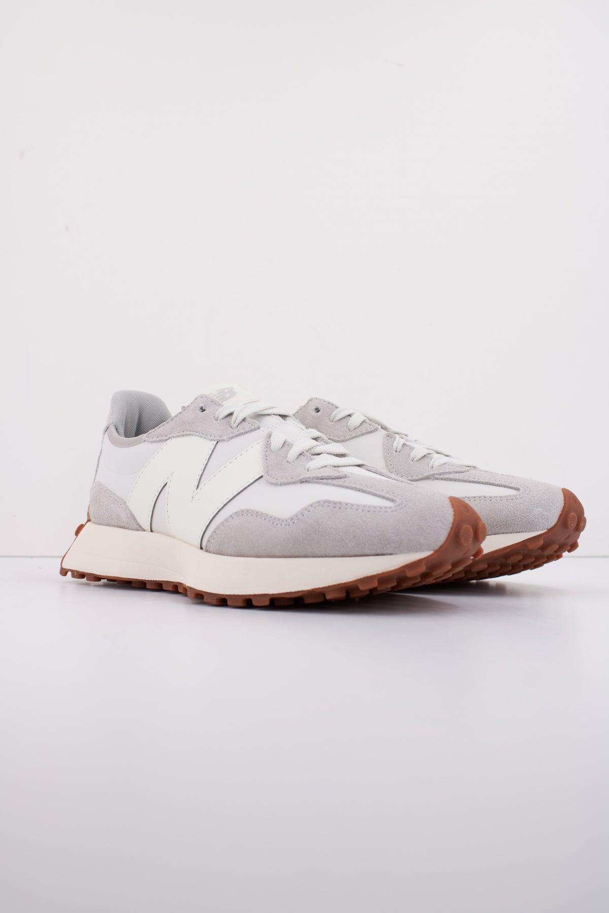 NEW BALANCE MS en color GRIS  (2)