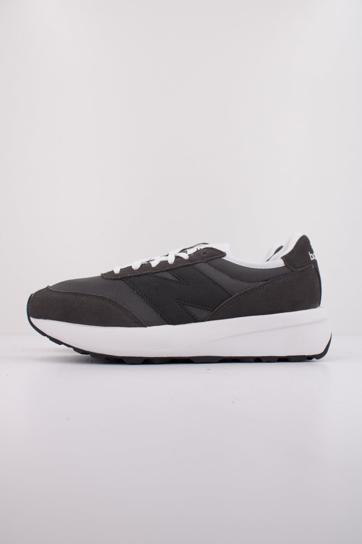 NEW BALANCE U HD en color GRIS  (1)