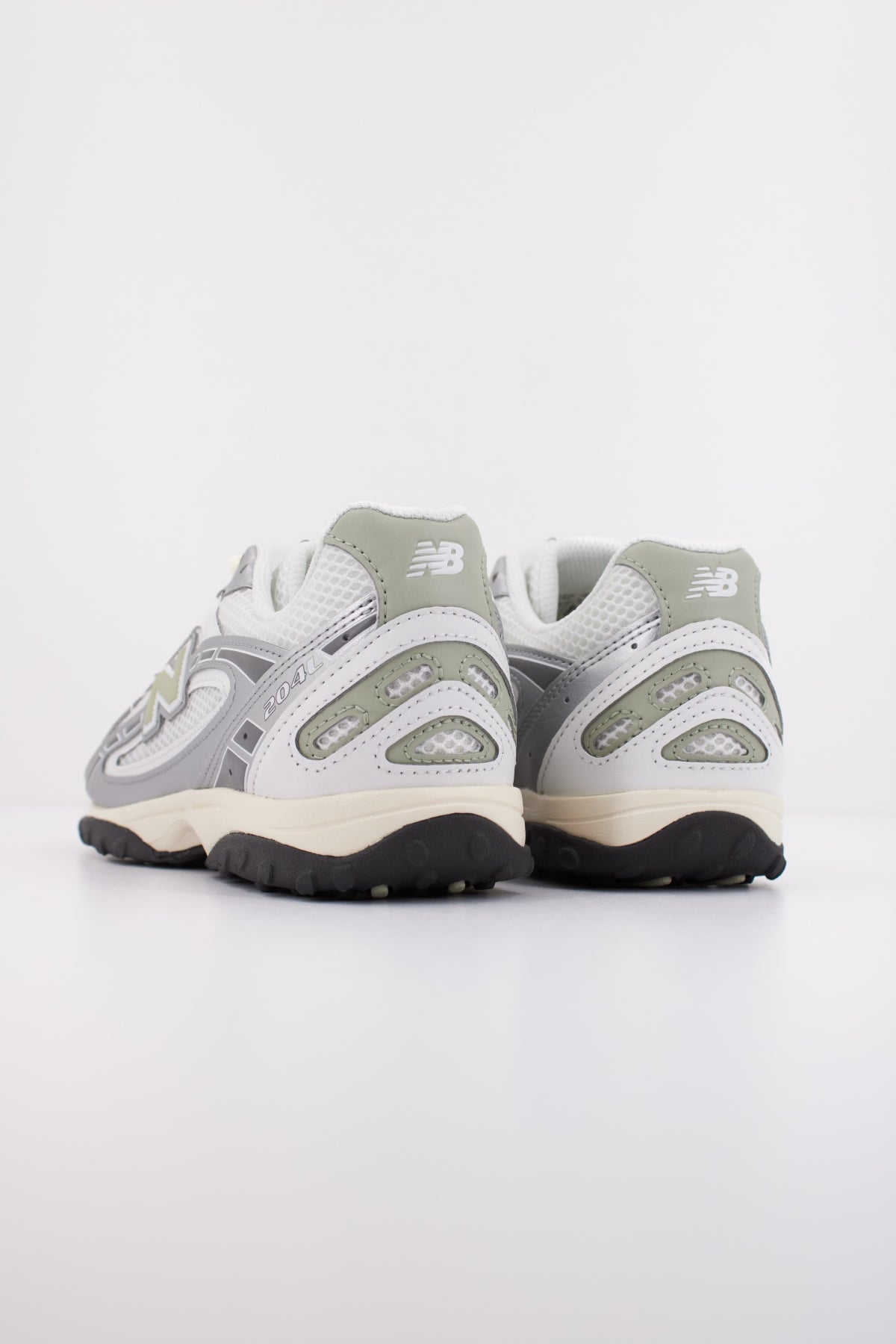 NEW BALANCE UL SWB en color BLANCO  (4)