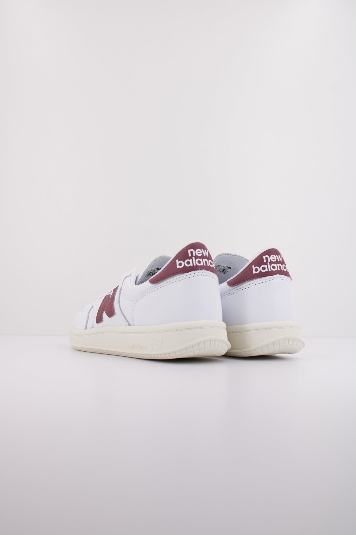 NEW BALANCE CT en color BLANCO  (4)