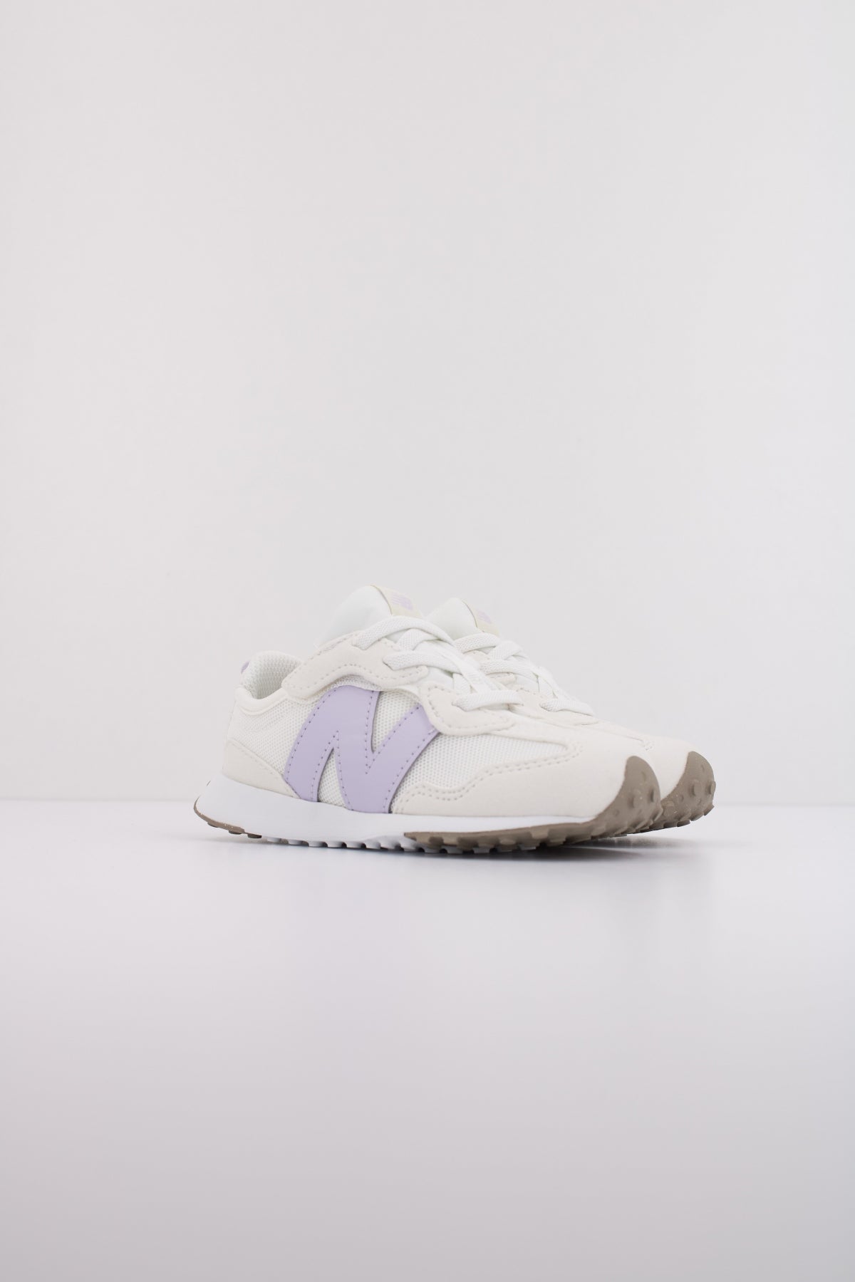 NEW BALANCE NW  en color BEIS  (2)